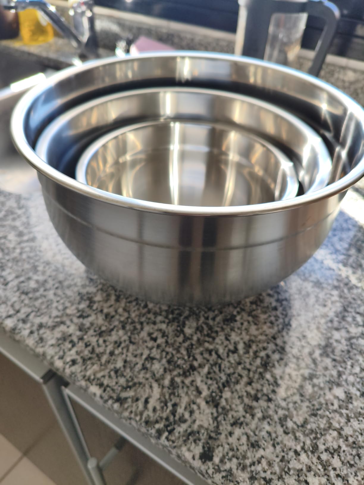 Cuisinart Mixing Bowl Set, Nesting Bowls, Stainless Steel, 3-Piece customer photo 2