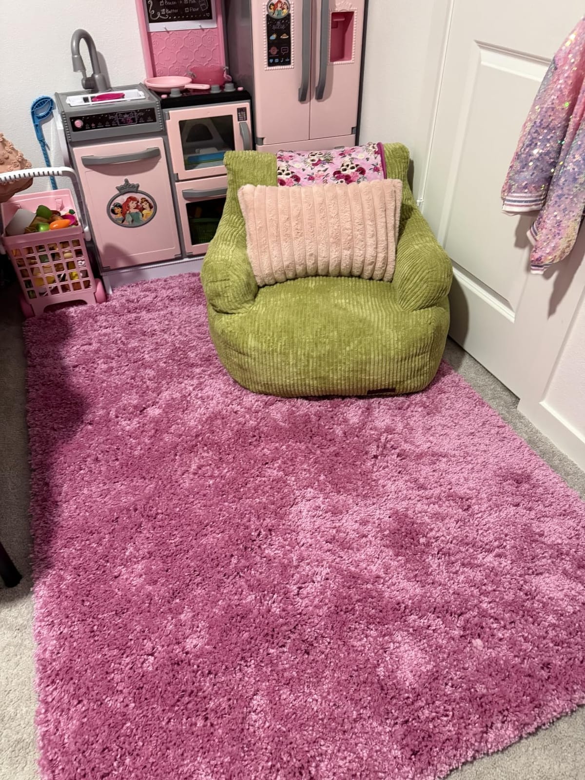 SAFAVIEH Area Rug 8x10 - California Shag Collection - Large - Beige, Non-Shedding & Easy to Clean, Ultra Plush Thick Pile, Ideal for Living Room, Bedroom, Dining Space (SG151-1313) customer photo 2