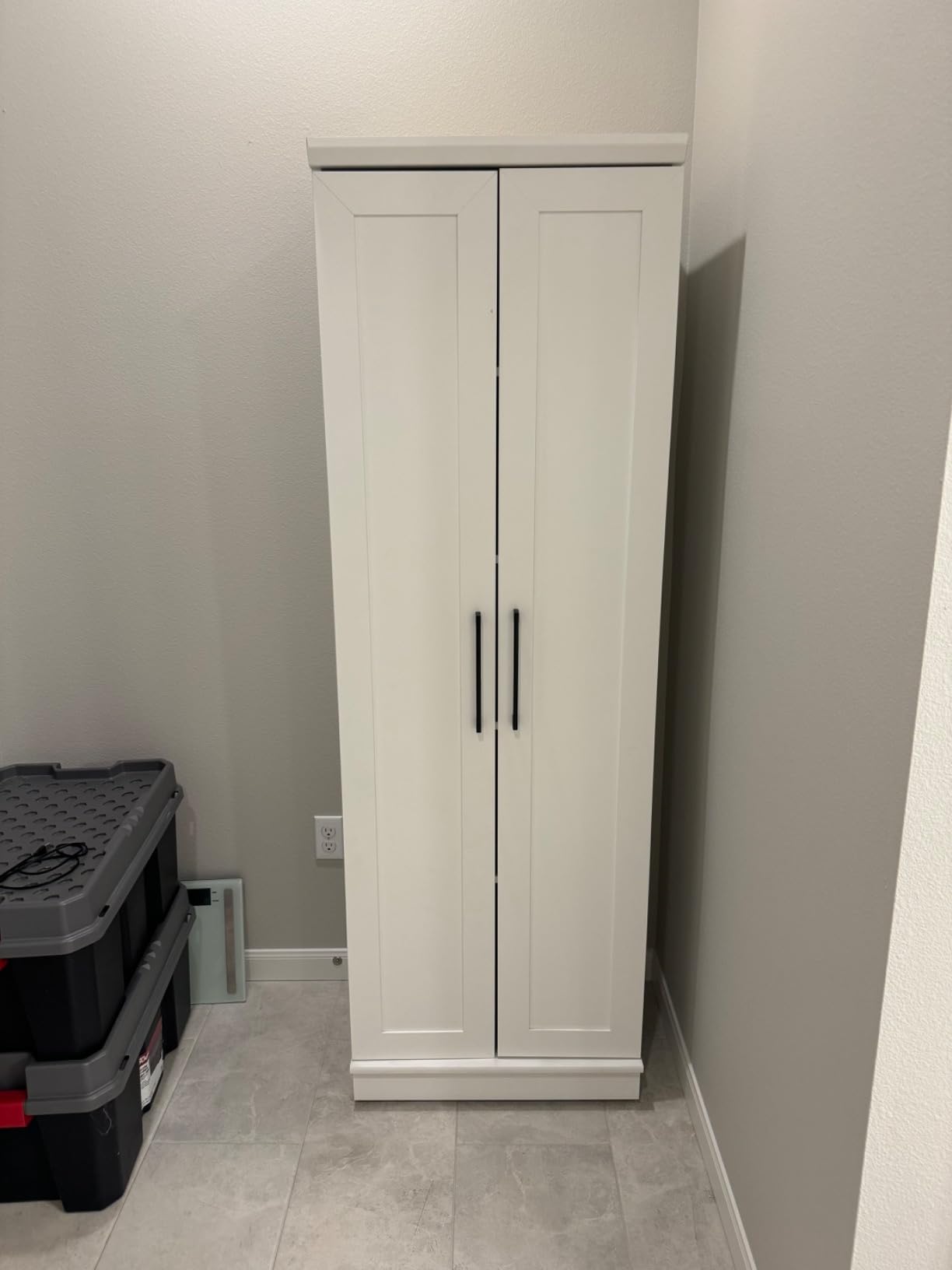 Sauder HomePlus Storage Cabinet/ Pantry cabinets, Dakota Oak finish customer photo 1