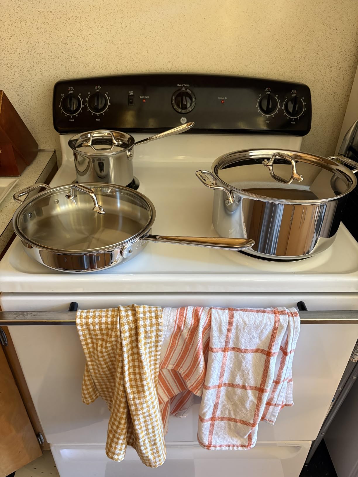 All-Clad D3® Stainless Steel Cookware Set, 10-Piece, Made in the USA customer photo 2