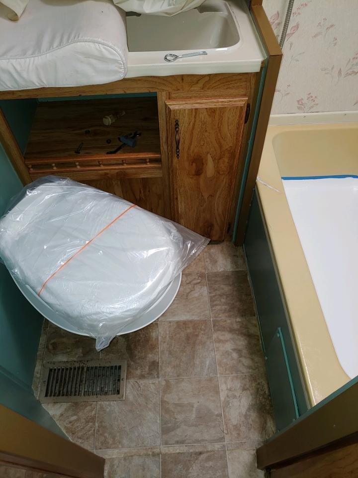 Dometic 300 Series Standard Height Gravity RV Toilet customer photo 1