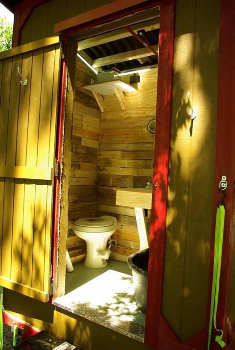 Dometic 300 Series Standard Height Gravity RV Toilet customer photo 2