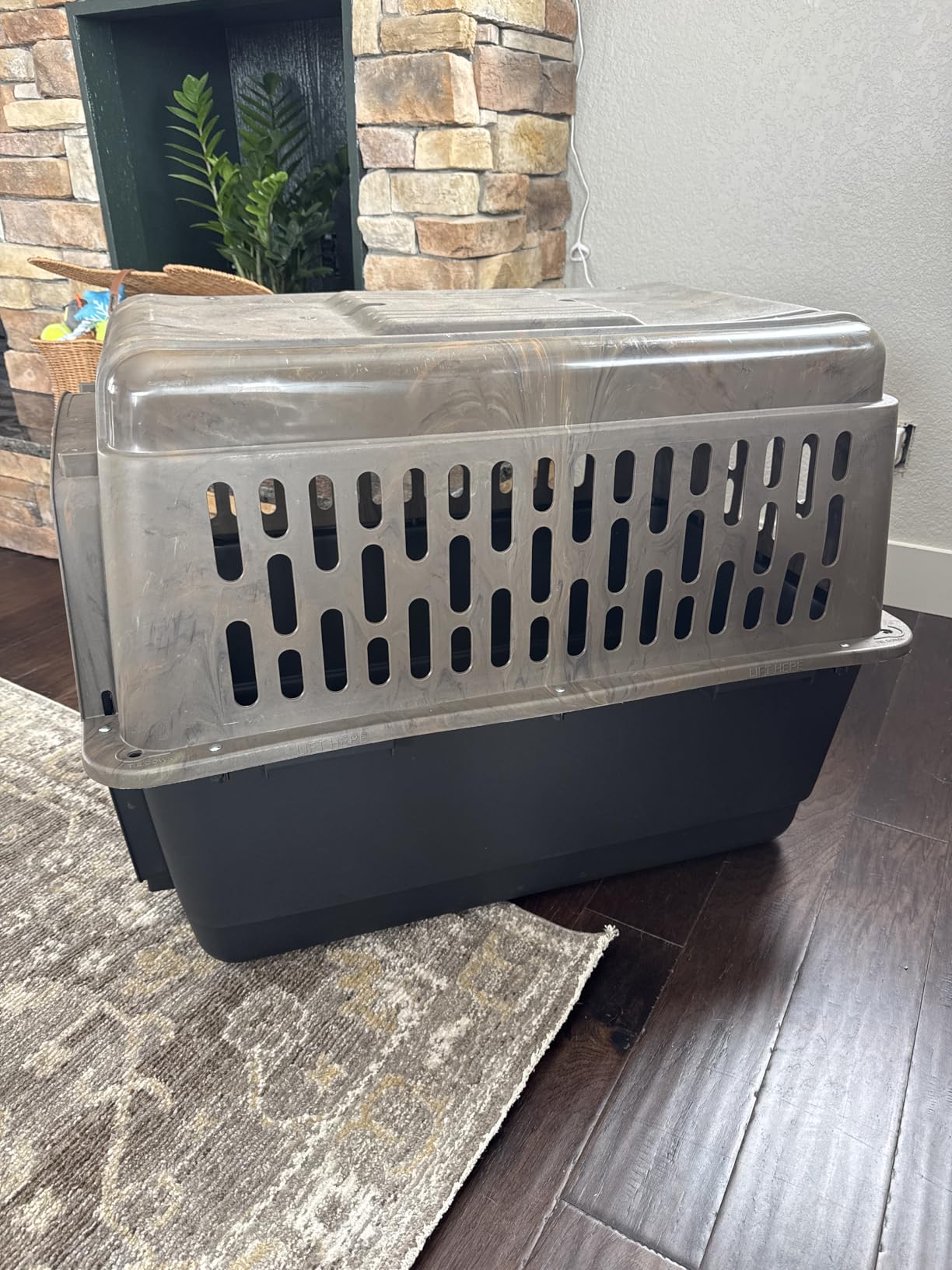 Petmate Ruffmaxx Camouflage Dog Kennel, 40in, 70 to 90lbs customer photo 1