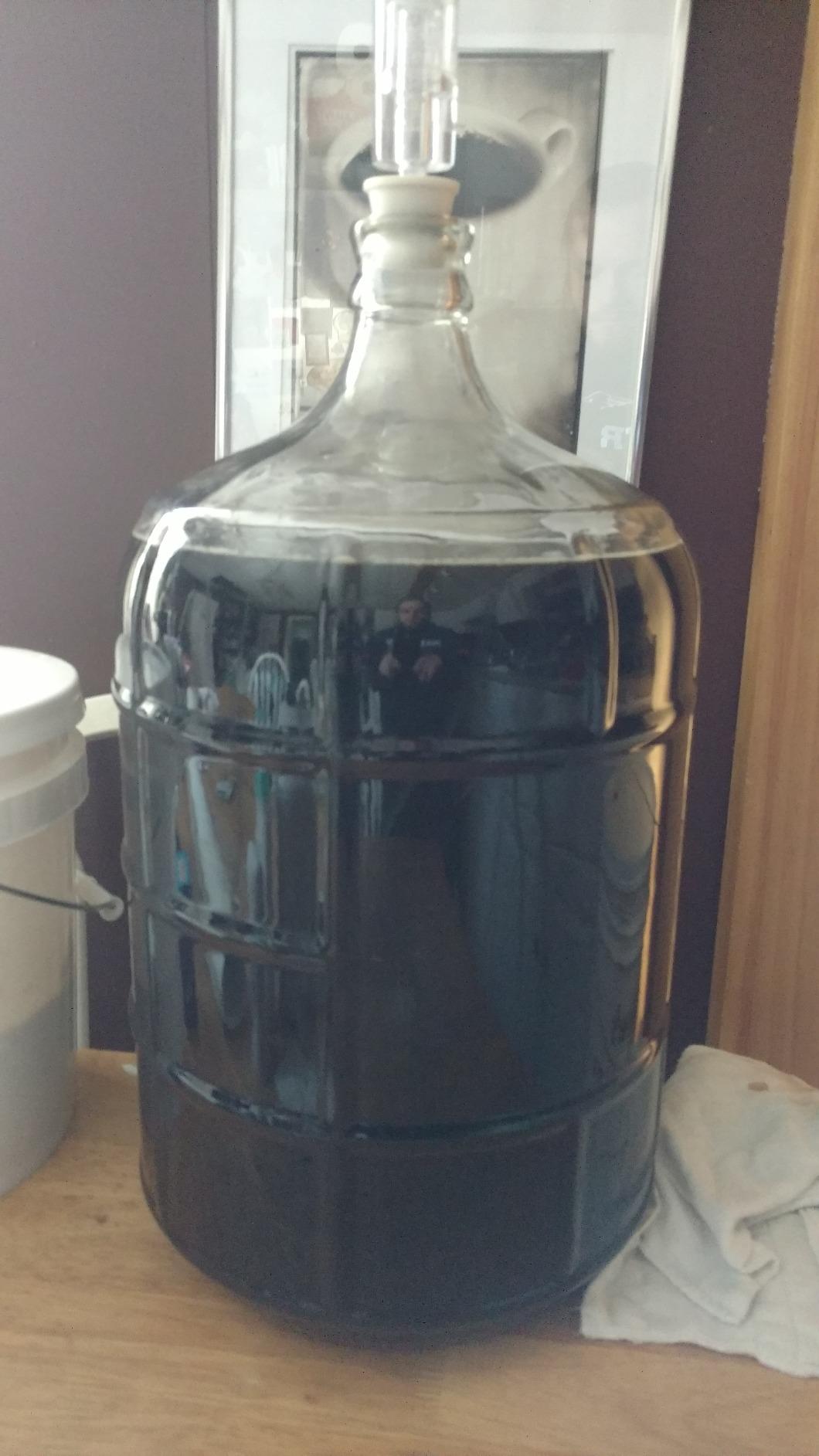 Gold Complete Beer Equipment Kit (K7) with 5 gal Glass Carboy customer photo 1