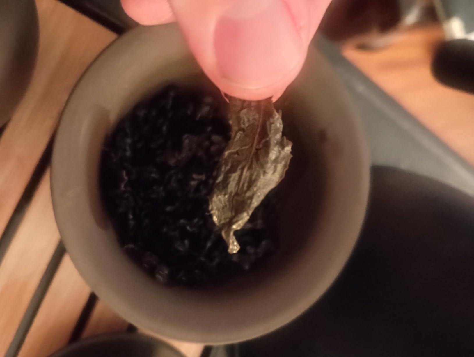 The Tao of Tea, Black Dragon Oolong Tea, Loose Leaf, 3.5 Ounce Tin customer photo 2