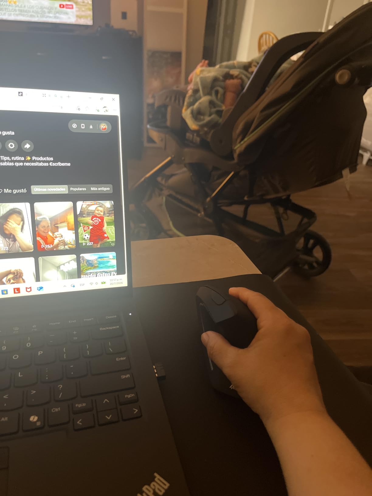 Anker 2.4G Wireless Ergonomic Mouse, Right Hand Vertical Mouse USB Receiver customer photo 2
