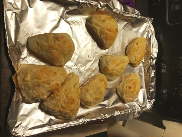 Betty Crocker Bisquick Complete Buttermilk Biscuit Mix, 7.5 oz, 9 Pack customer photo 1