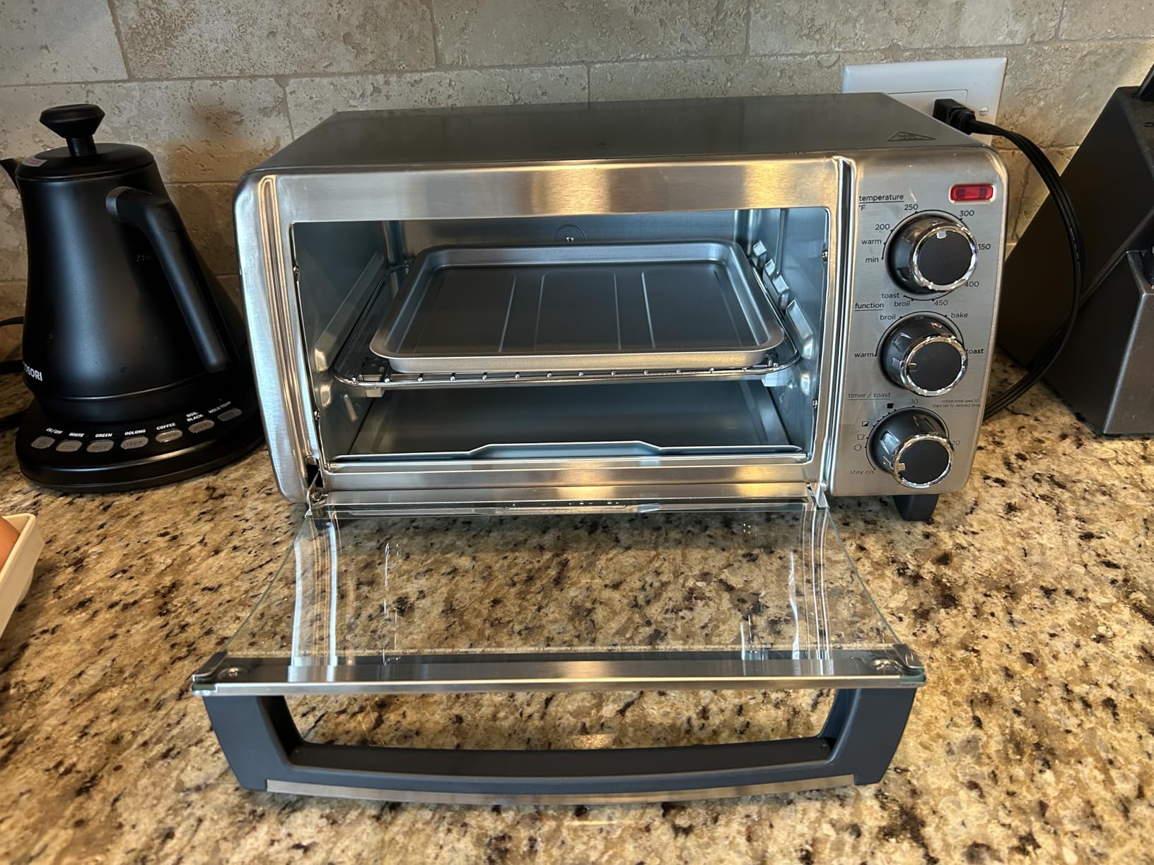 BLACK+DECKER TO1313SBD Toaster Oven, 15.47 Inch, Silver | Compact convection oven fits a 9-inch pizza with timer, stay-on function and removable crumb tray. customer photo 1