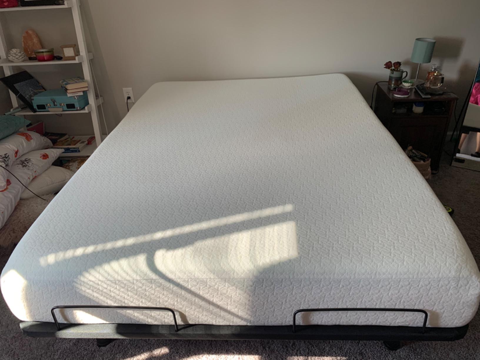 Best Price Mattress 10 inch Queen Mattress Bed-In-A-Box, Green Tea Memory Foam , White customer photo 1