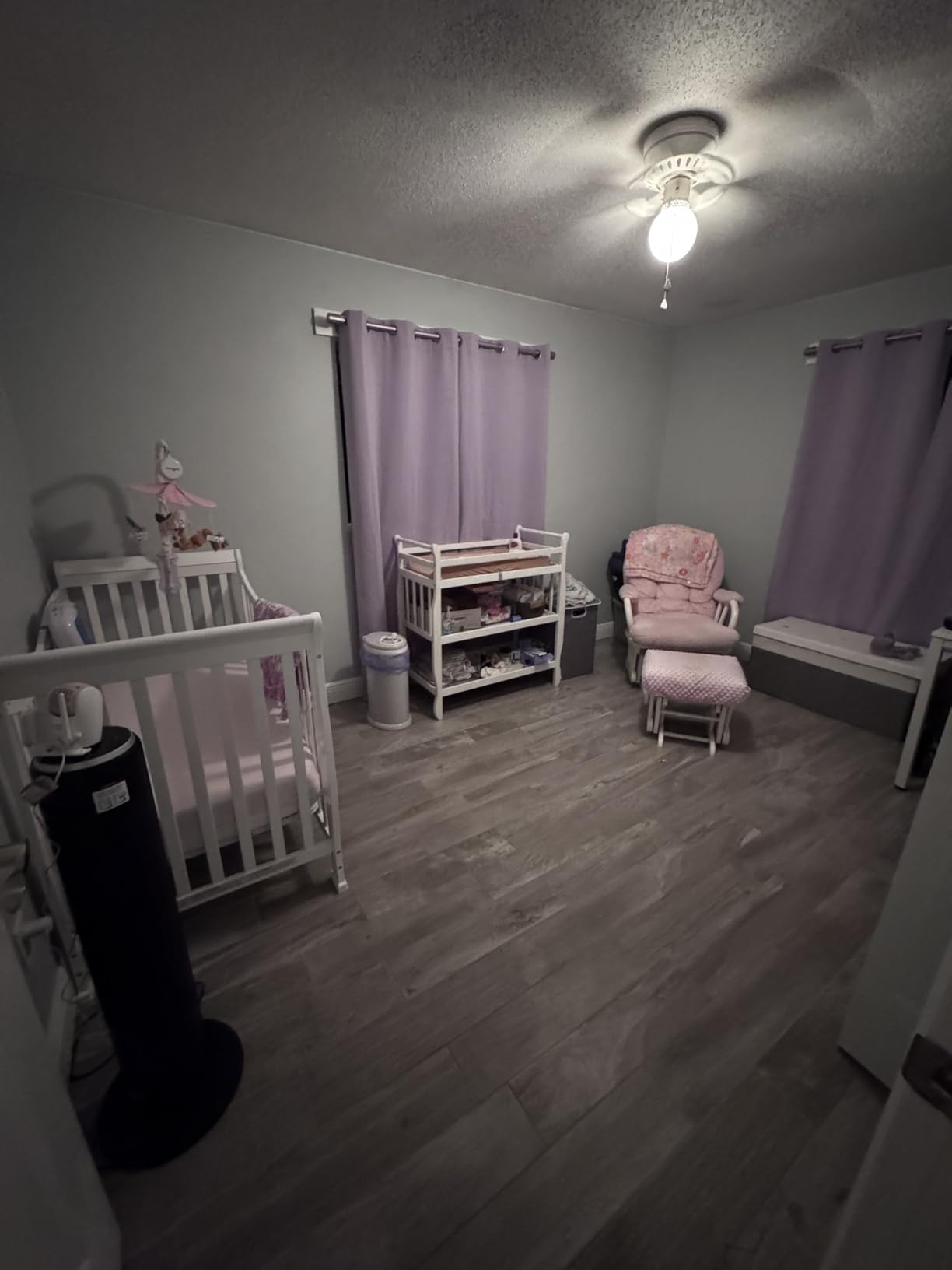 Dream On Me Violet 7-in-1 Convertible Life Style Crib in White, Greenguard Gold Certified, 4 Mattress Height Settings, Made of Sustainable New Zealand Pinewood | BSA Verified, ASTM & CPSC Compliant, Full-Size Crib, 4-Position Mattress Support, 50 Lb Limit, Non-Toxic Finish, 6 Colors customer photo 1