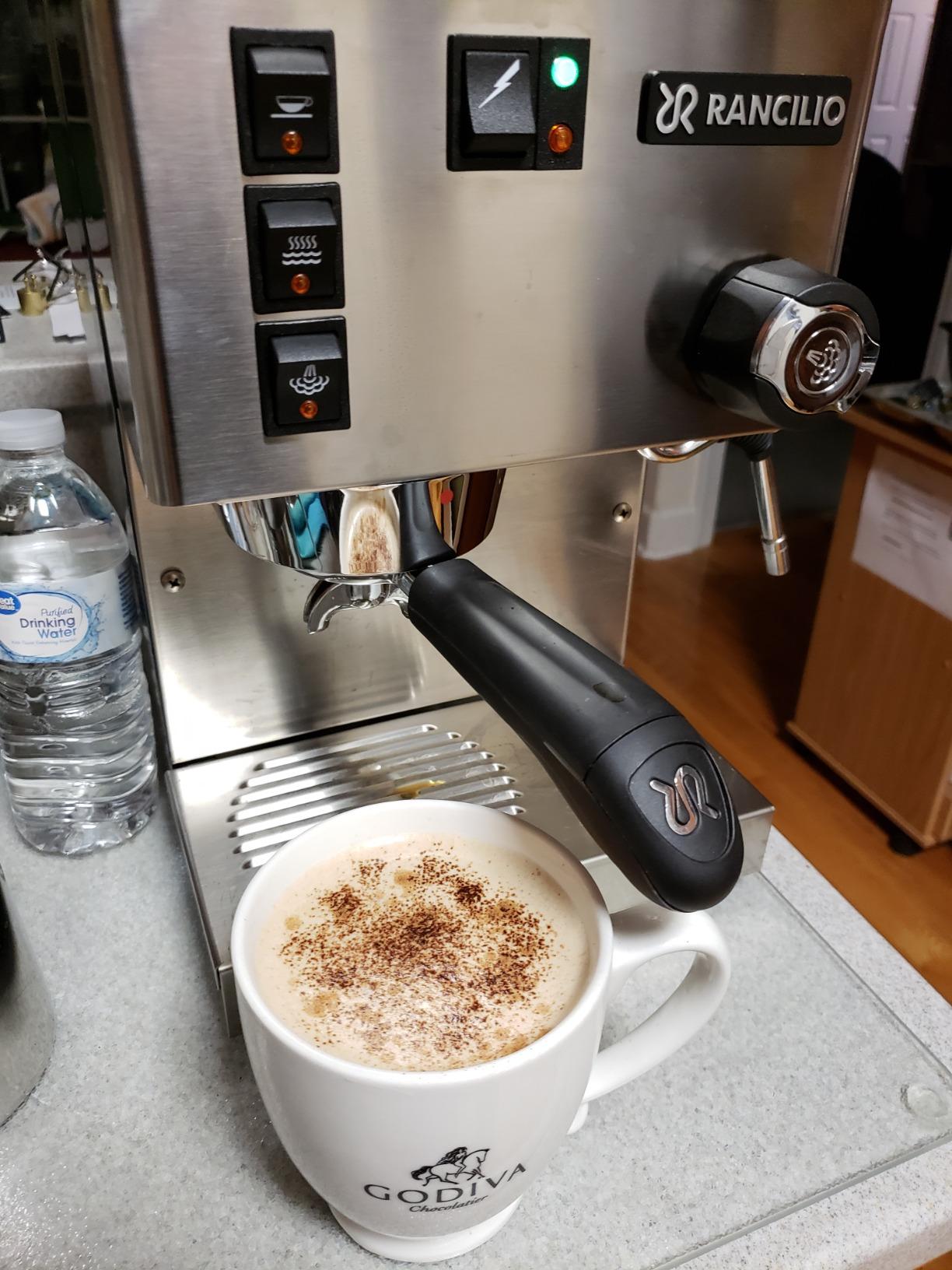 Rancilio Silvia Espresso Machinet,0.3 liters, with Iron Frame and Stainless Steel Side Panels, 11.4 by 13.4-Inch customer photo 1