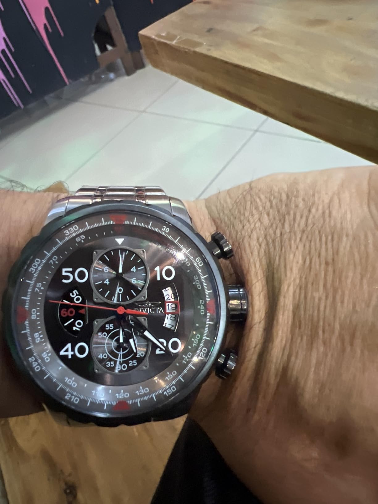 Invicta Men's Aviator Analog Display Japanese Quartz Silver Watch, Gold, Black (Model: 12704, 28898, 28899) customer photo 1