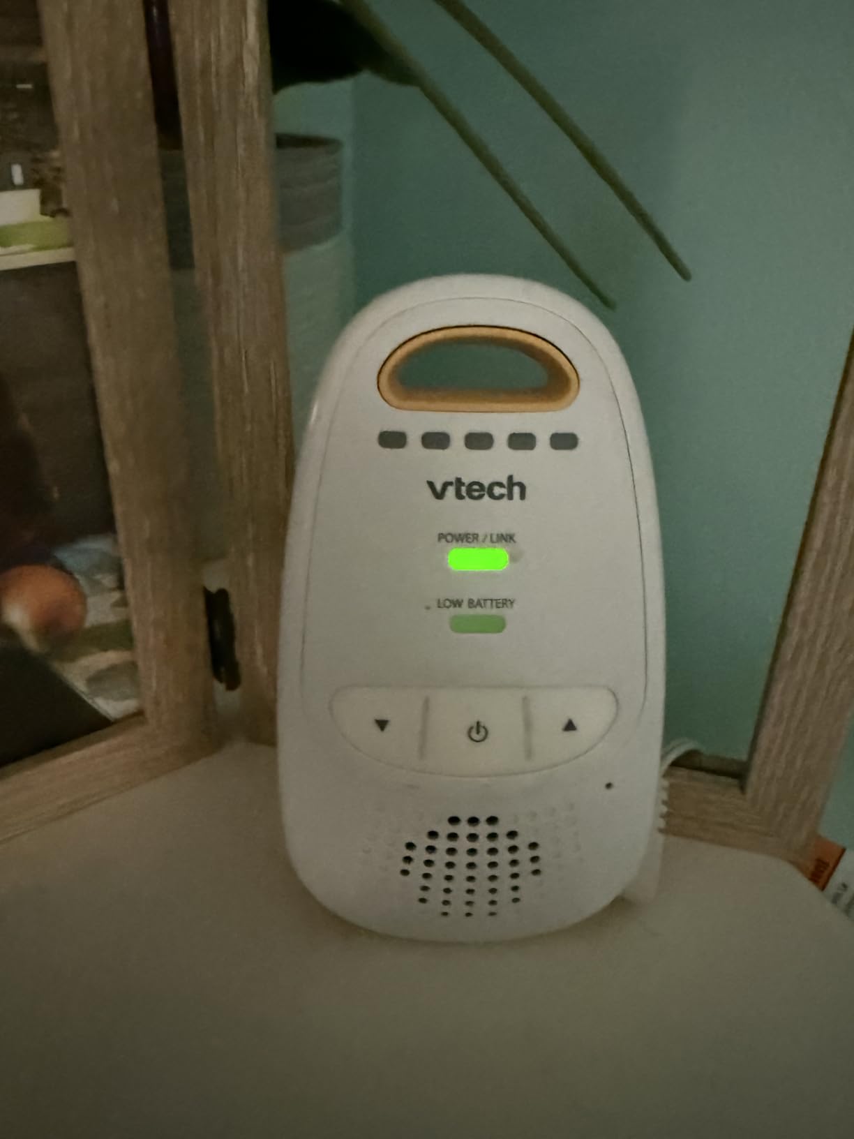 VTech Audio Baby Monitor — No Static DECT 6.0, No WiFi, Hack-Proof | 8Hr Battery, Belt Clip, 1000ft Range, 5-Level Sound Indicator | DM111 customer photo 1
