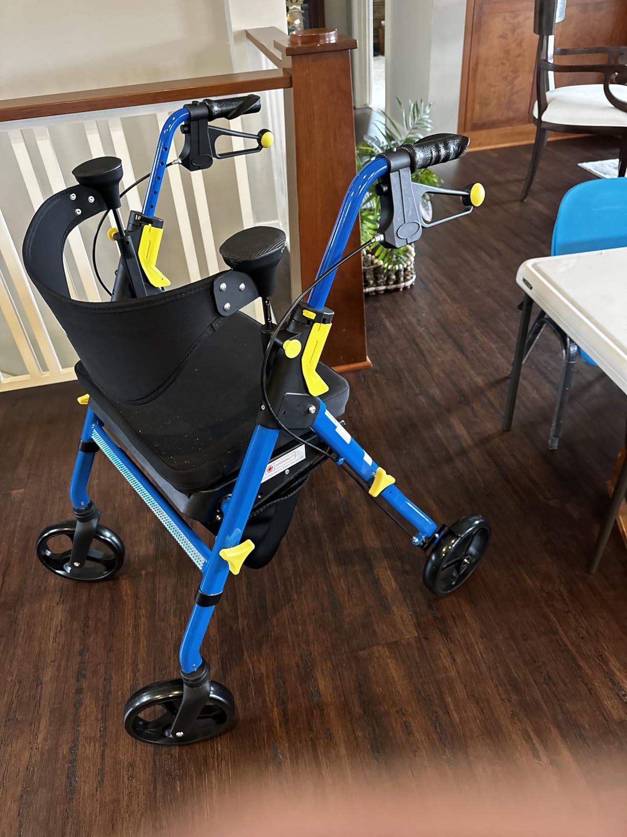 Medline Premium Empower Folding Mobility Rollator Walker with Memory Foam Seat, Black, 300 lb. Weight Capacity, 8” Wheels, Cupholder,Rolling Walker for Mobility Impairment, Adjustable Handles customer photo 2