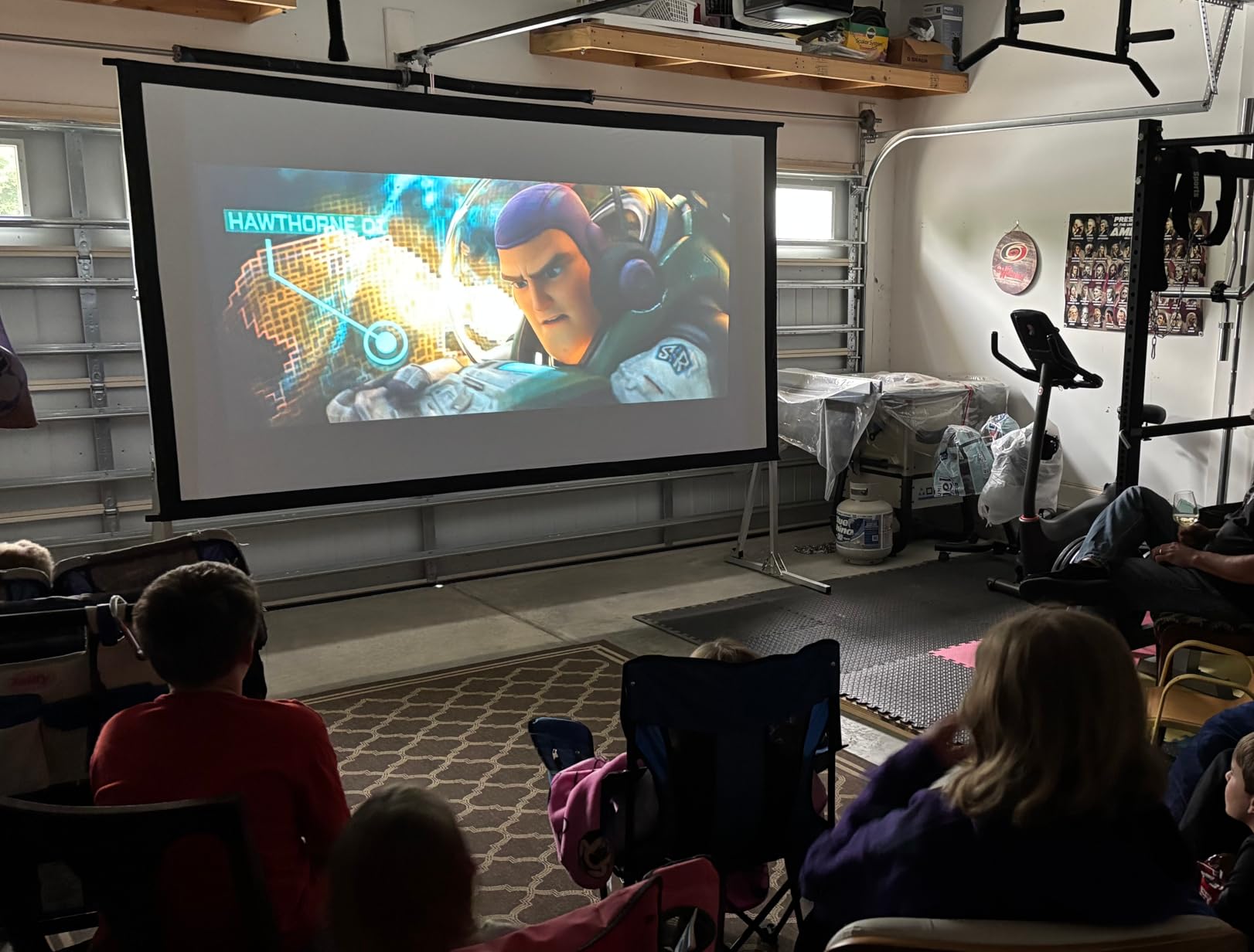 Elite Screens 120-INCH Projector Screen|Outdoor Indoor Movie Screens|16:9 Freestanding Portable Foldable ProjectionStand|Home Theater, OMS120H2 customer photo 1