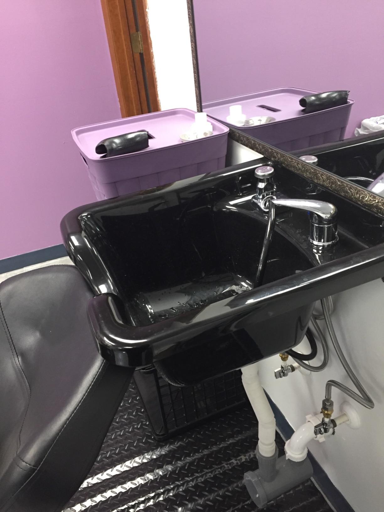 BYOOTIQUE Shampoo Bowl Salon Sink with Gel Neck Rest CUPC Vacuum Breaker customer photo 2