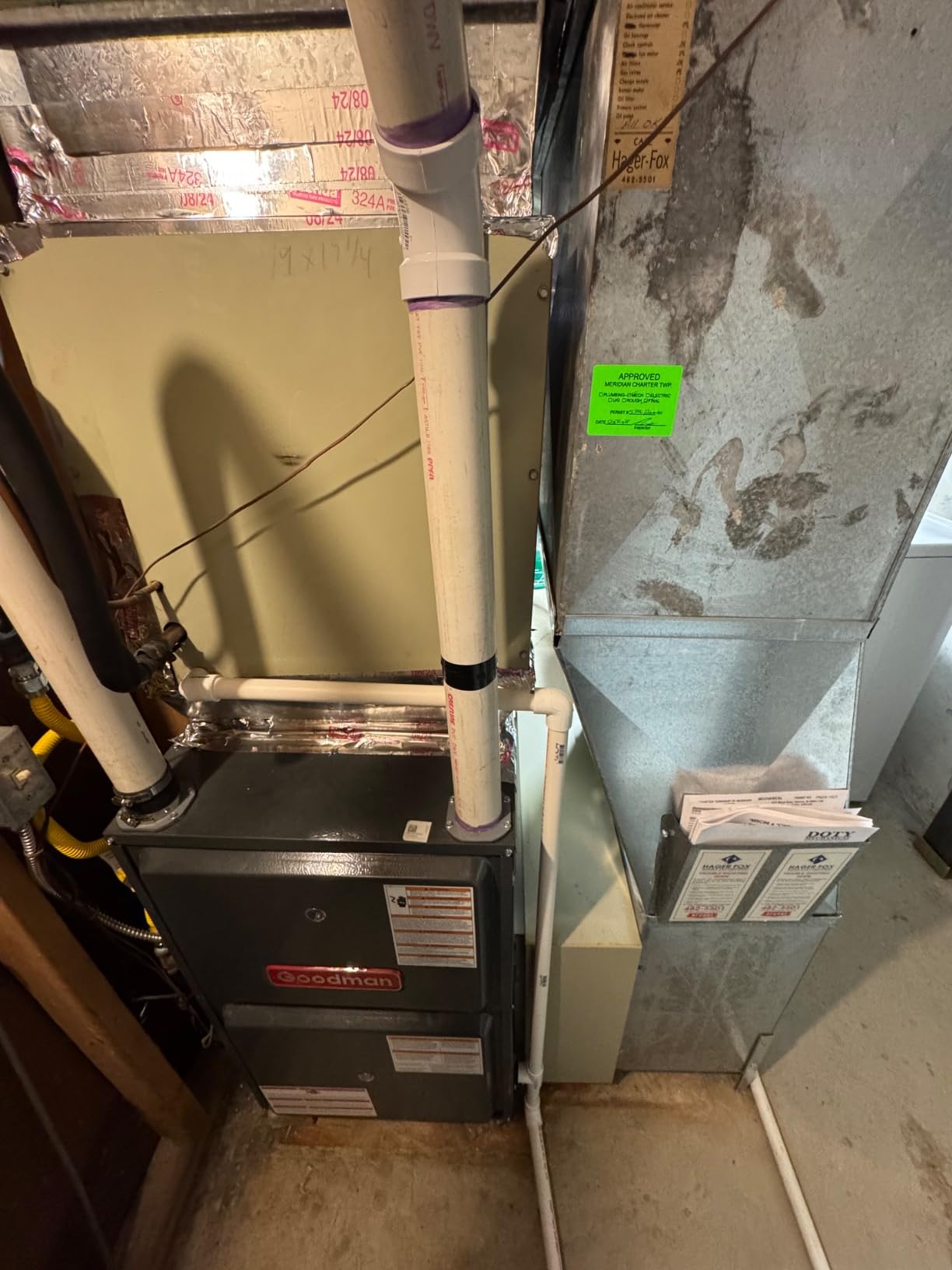 Goodman 96% AFUE Two Stage Upflow/Horizontal multi-speed 100k BTU Low NOx Natural Gas furnace (21 wide) (GR9T961004CN) customer photo 1