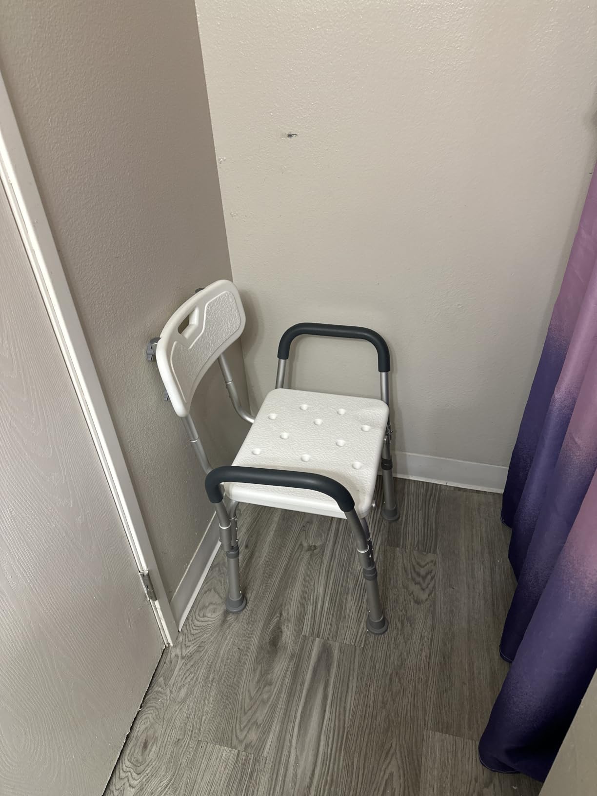 Drive Medical Premium Shower Chair with Back and Padded Arms, White customer photo 1