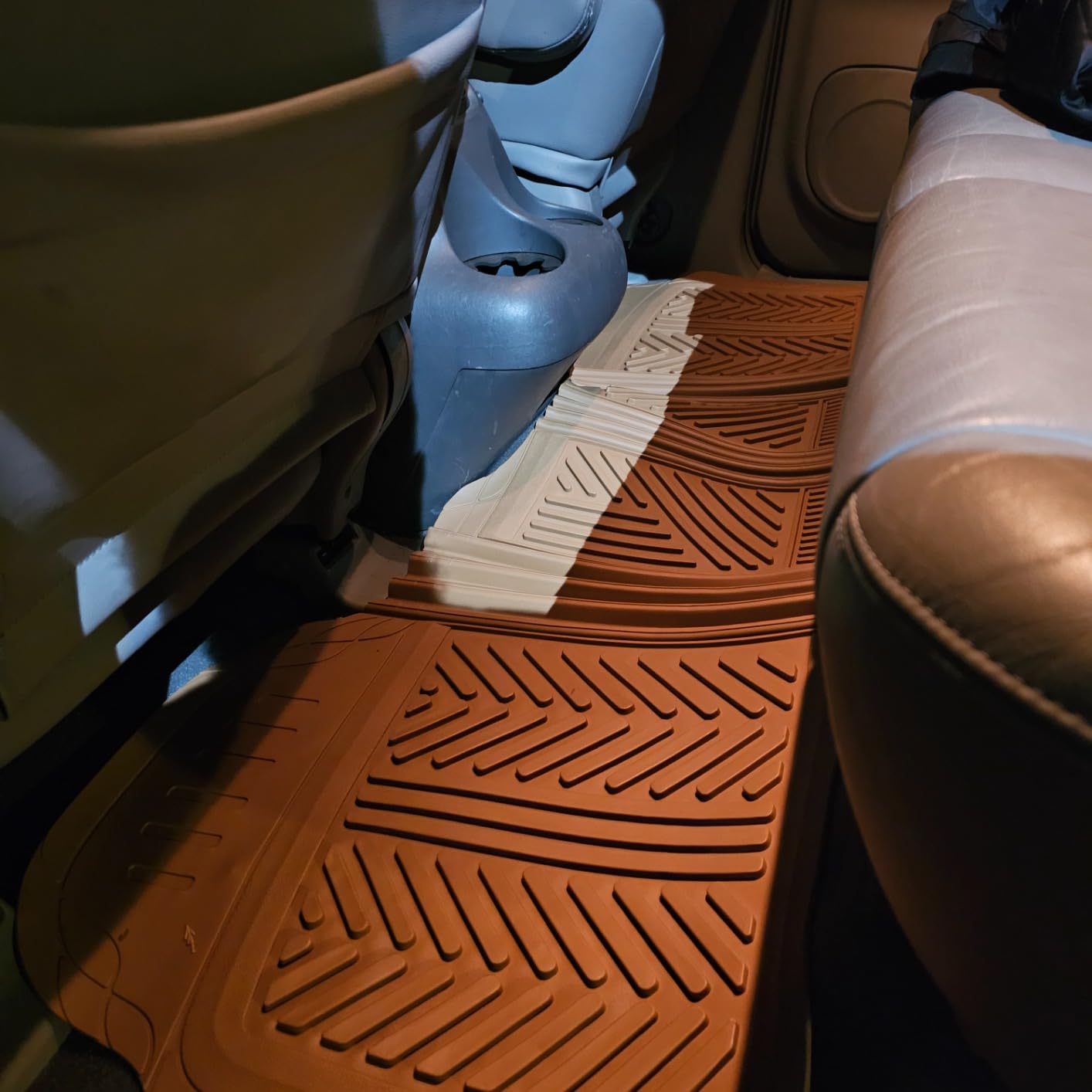 Motor Trend FlexTough Performance All Weather Rubber Car Floor Mats - 3 Piece Floor Mats Automotive Liners for Cars Truck SUV, Heavy-Duty Waterproof (Black) customer photo 1