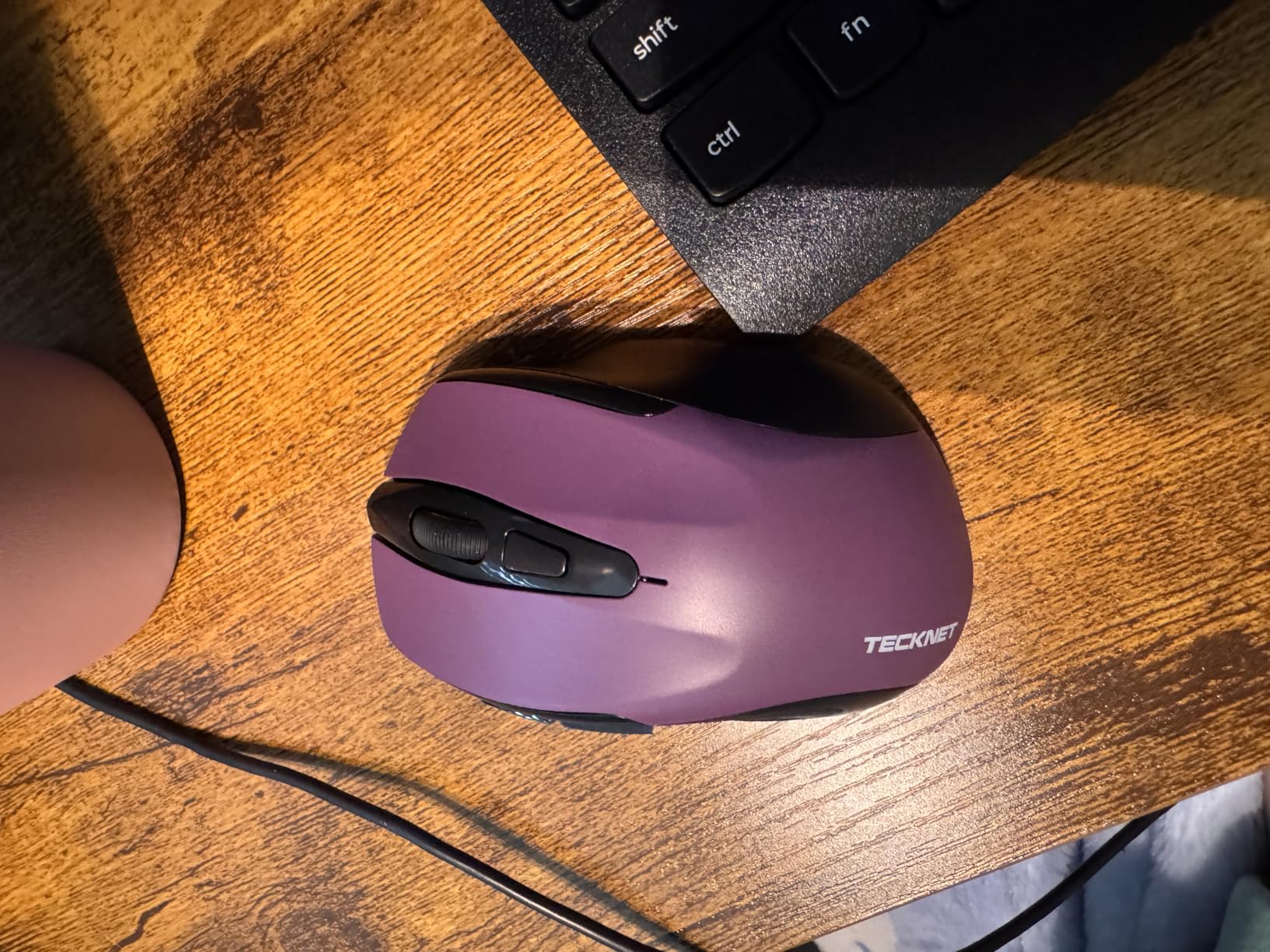 TECKNET Wireless Mouse, 2.4G Ergonomic Computer Mouse, 2600 DPI, Purple customer photo 1