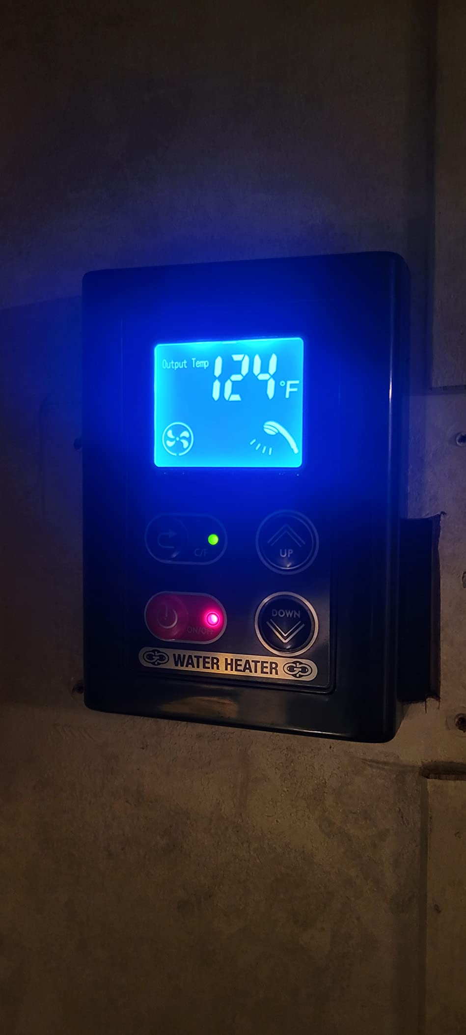 GIRARD Tankless RV Water Heater, 12V Power, 42,000 BTUs, Quiet Operation, Onboard Microprocessor, Digital User Control Panel, Freeze Protection, Easy Installation - 2022107534 customer photo 2