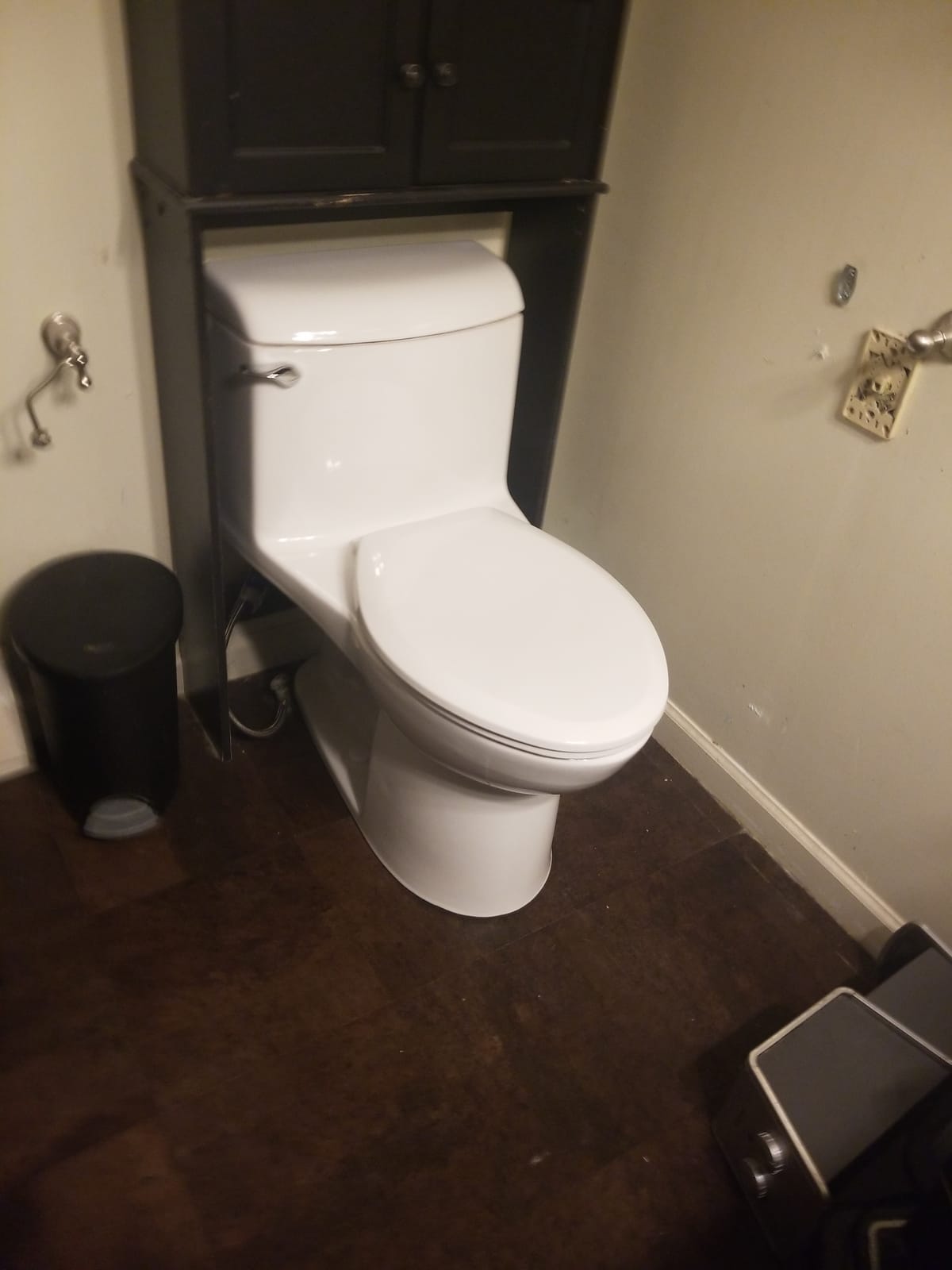 American Standard Champion 4 One Piece Elongated Toilet, 1.6 GPF, White customer photo 2