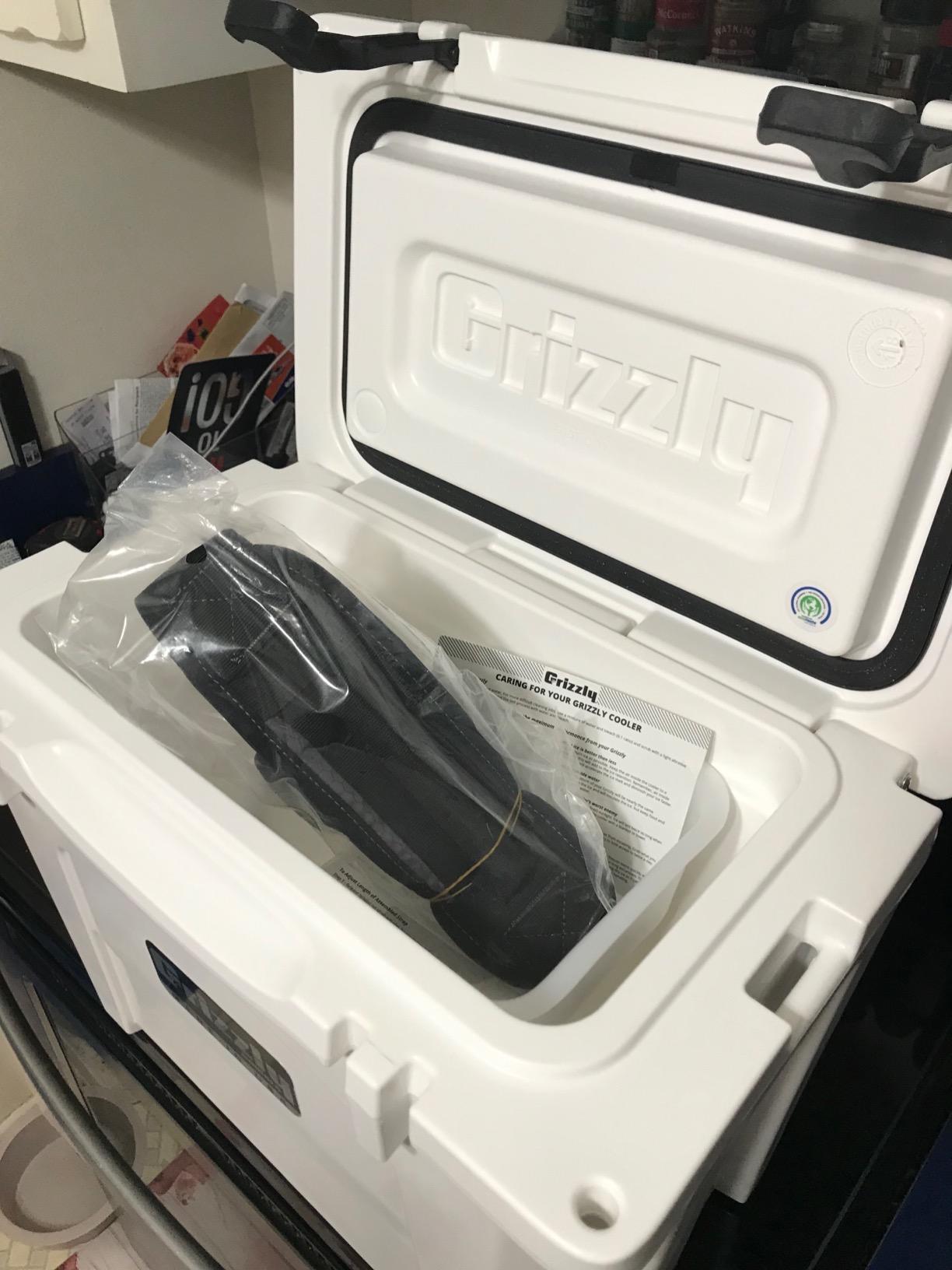 Grizzly 15 Cooler | 15 qt Ice Chest Durable Rotomolded Insulated | Made in USA | Warranty for Life | For Beach Boat Camping Fishing Hunting | G15 customer photo 2