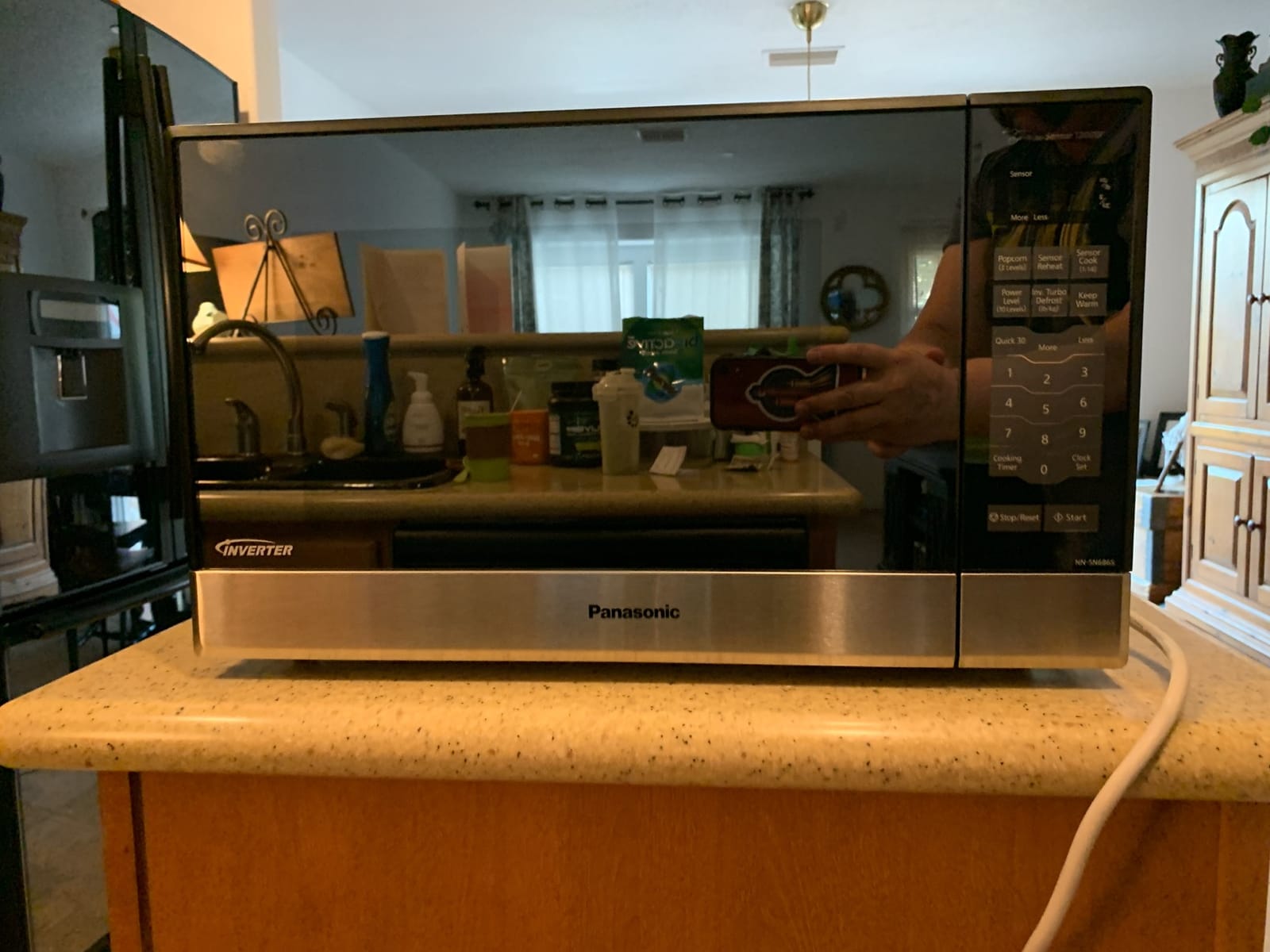 Panasonic Microwave Oven NN-SN686S Stainless Steel Countertop/Built-In with Inverter Technology and Genius Sensor, 1.2 Cubic Foot, 1200W customer photo 1