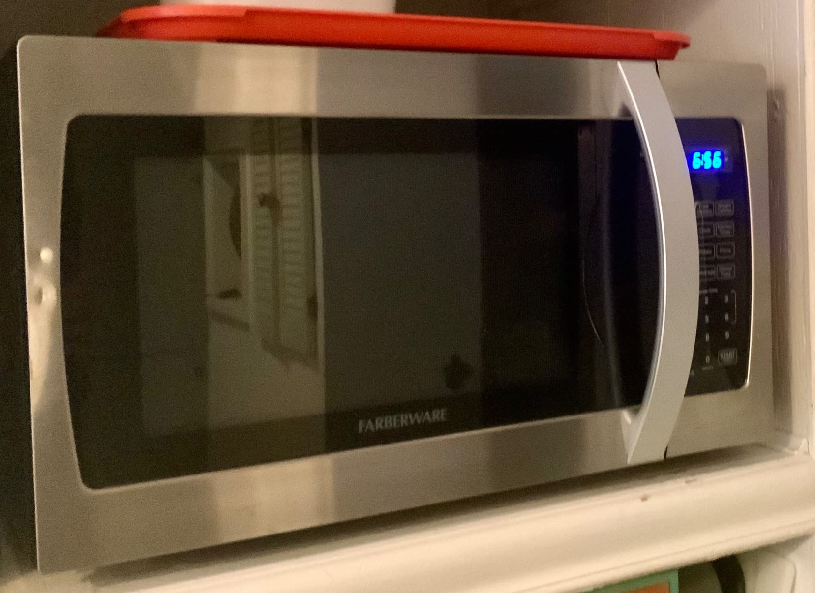 Farberware 1.1 Cu. Ft. Countertop Microwave Oven – 1000 Watts Power, Auto Cook Settings, Defrost, Easy Clean and Child Safety Lock - Stainless customer photo 1