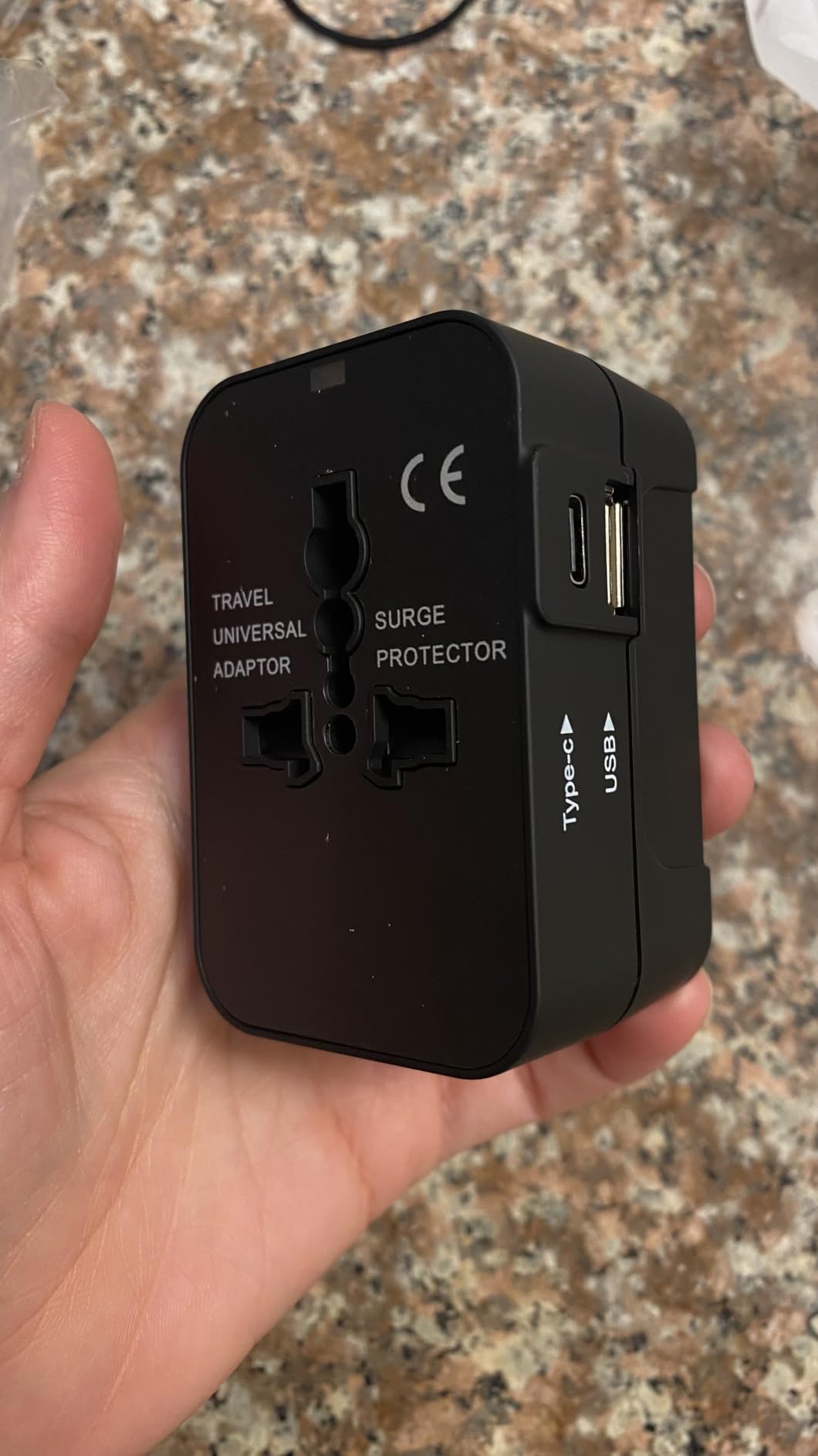 Universal Travel Adapter USB C, All in One Worldwide Plug Adapter, Black customer photo 1