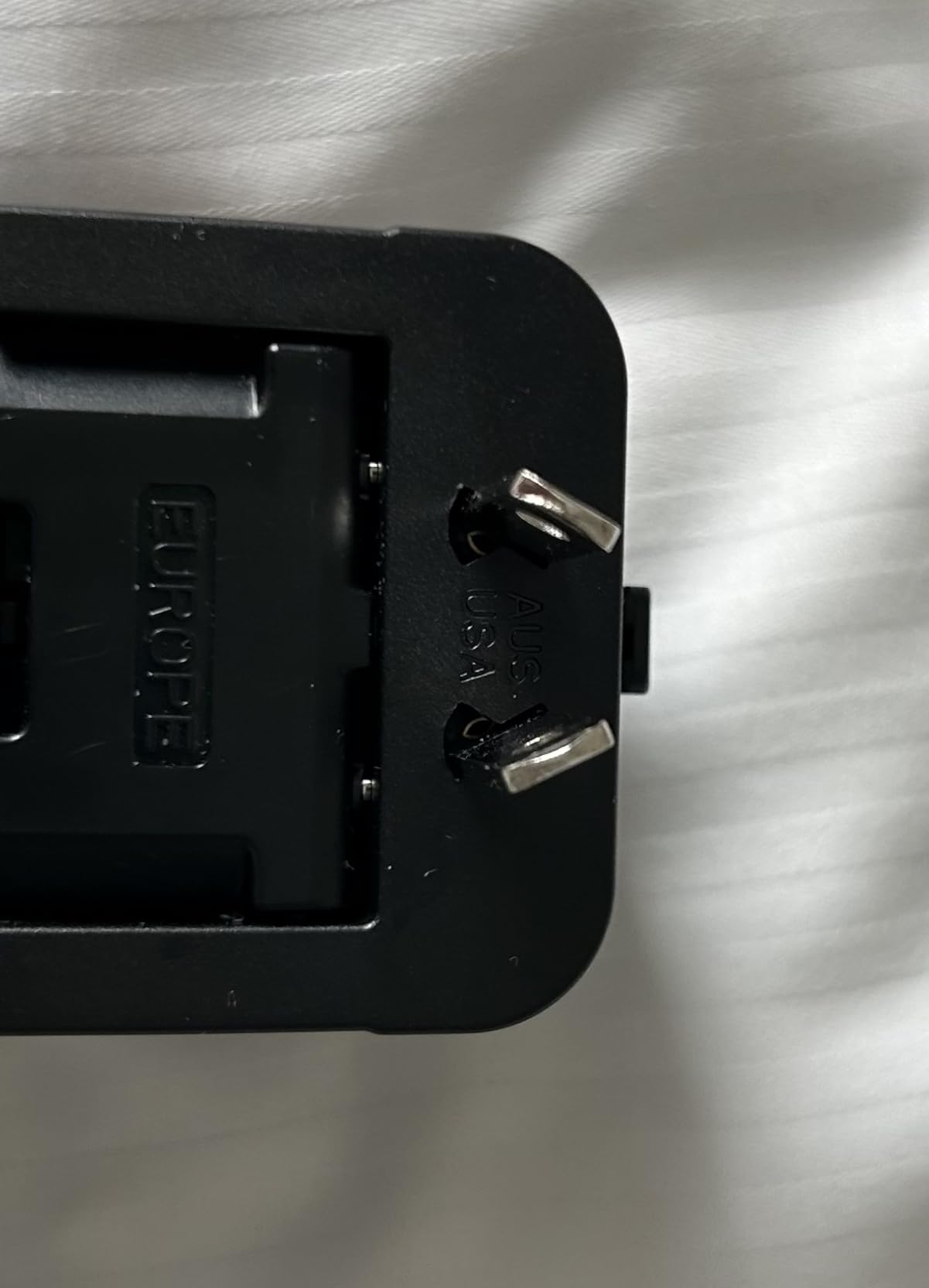 Universal Travel Adapter USB C, All in One Worldwide Plug Adapter, Black customer photo 2