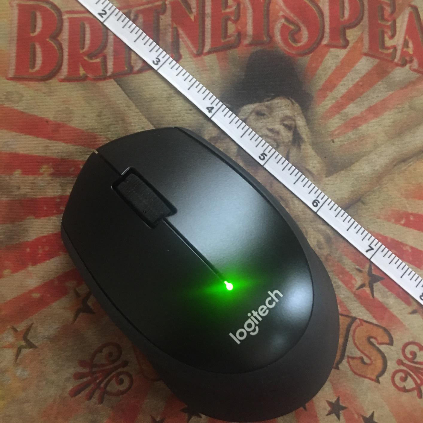 Logitech M330 Silent Plus Full Size 2.4 GHz Wireless Mouse - Black customer photo 2