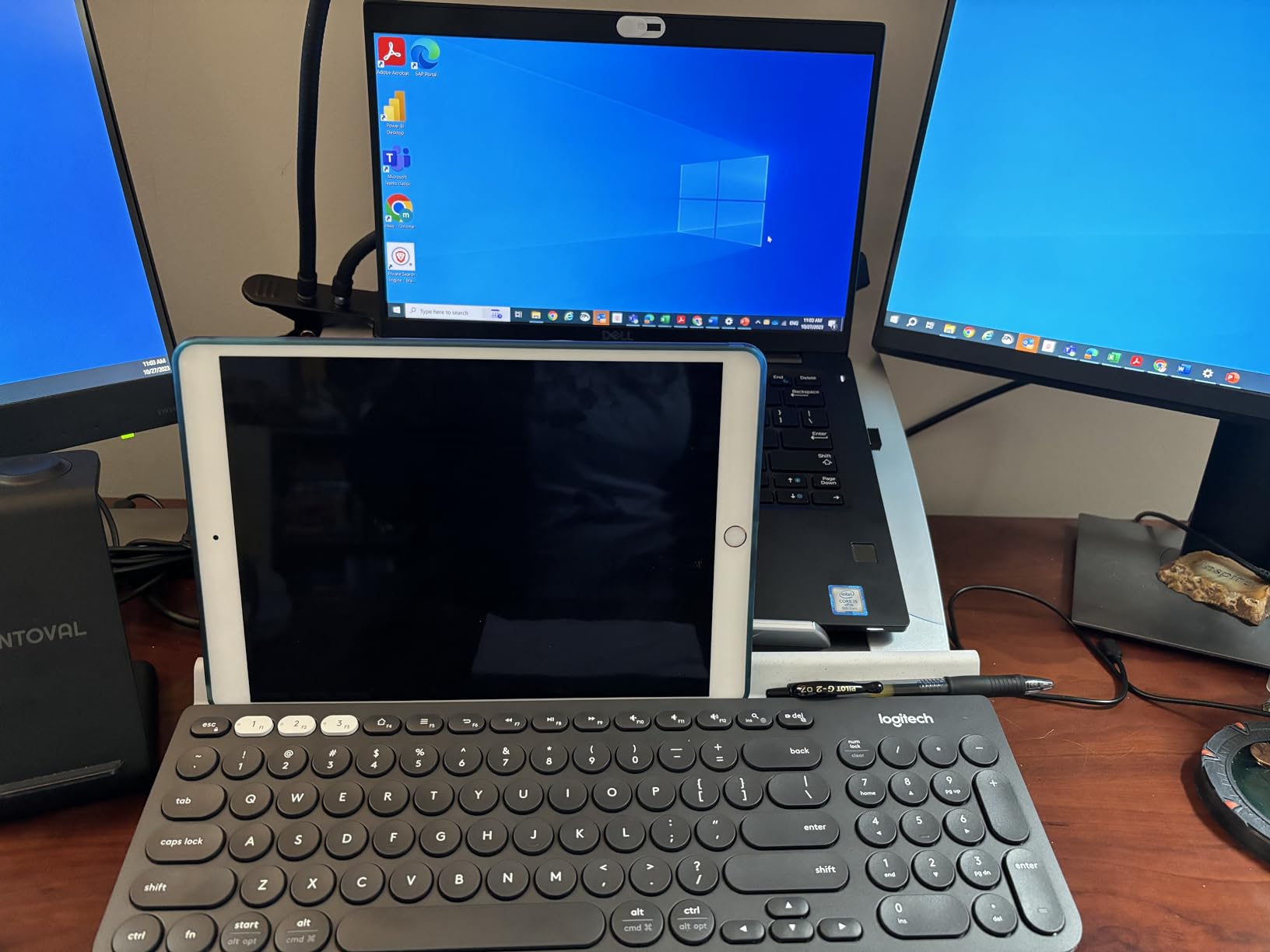 Logitech K780 Multi-Device Wireless Keyboard with Built-in Cradle, Speckles customer photo 2
