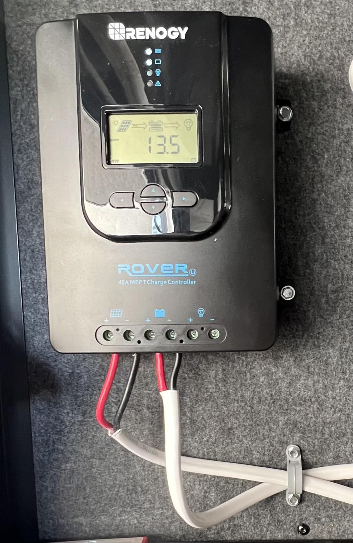 Renogy Solar Charge Controller Rover 40A 12V24V Auto Parameter DC Input MPPT Charge Controllers for Solar Panels Adjustable LCD for Gel Sealed Flooded Lithium Battery customer photo 1