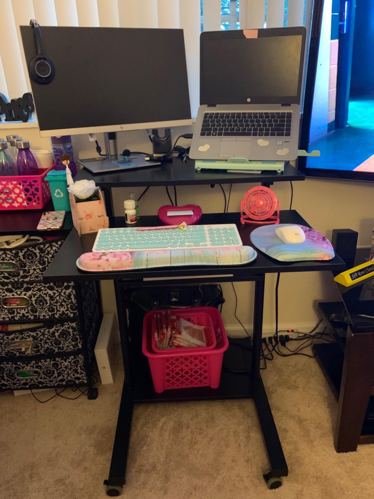 Mount-It! Black Rolling Standing Desk, Adjustable Height up to 54.7