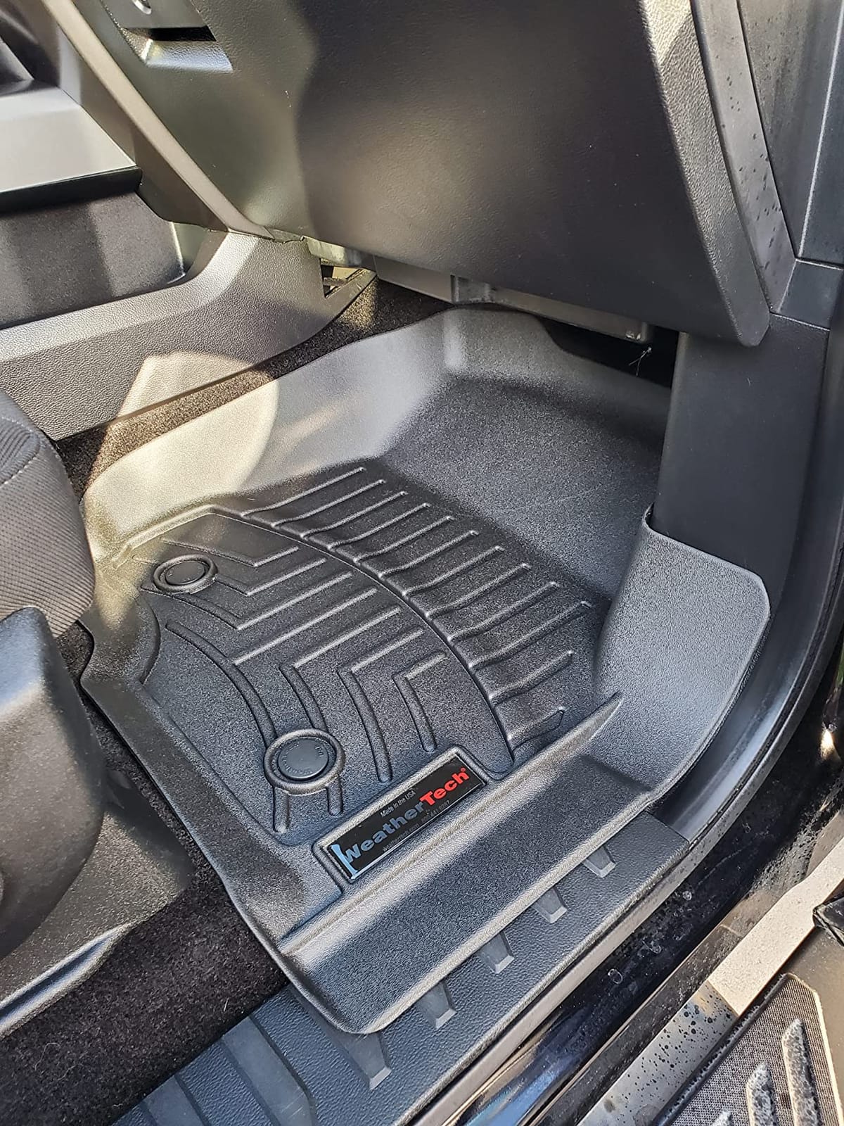 WeatherTech FloorLiners fits 2015-2026 Ford F-150 - SuperCrew (1st & 2nd Row) Black customer photo 1