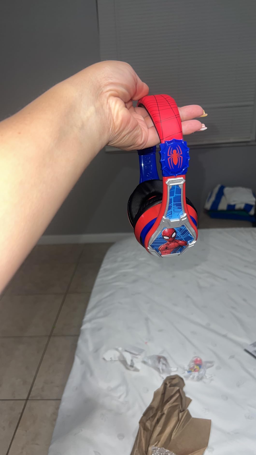 eKids Spiderman Wireless Bluetooth Portable Headphones with Microphone, Volume Reduced to Protect Hearing Rechargeable Battery, Adjustable Kids Headband for School Home or Travel customer photo 1