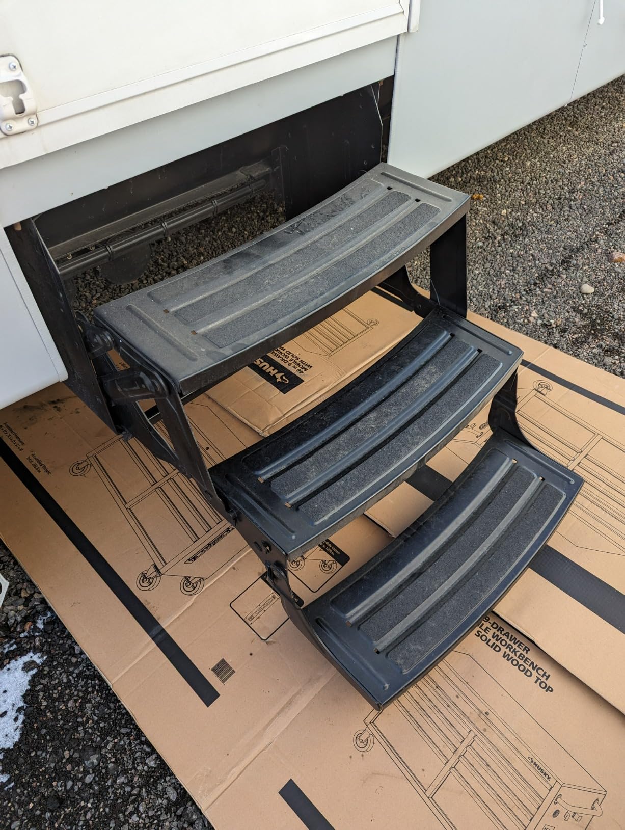 Lippert Components 432698 Alumi-Tread Quad Manual Step customer photo 2