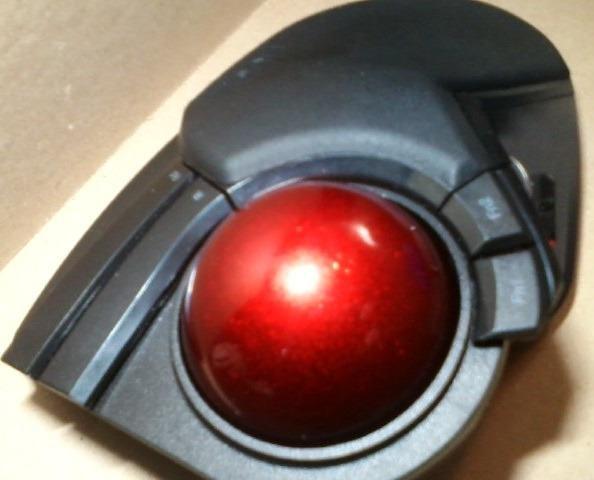 ELECOM Huge Trackball Mouse, 2.4GHz Wireless, Index Finger Control customer photo 2