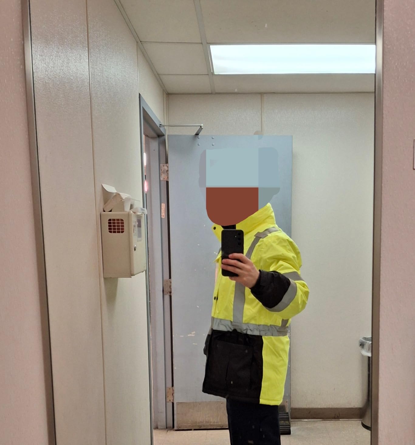 Ergodyne 8384 Type R Class 3 Thermal Parka customer photo 2