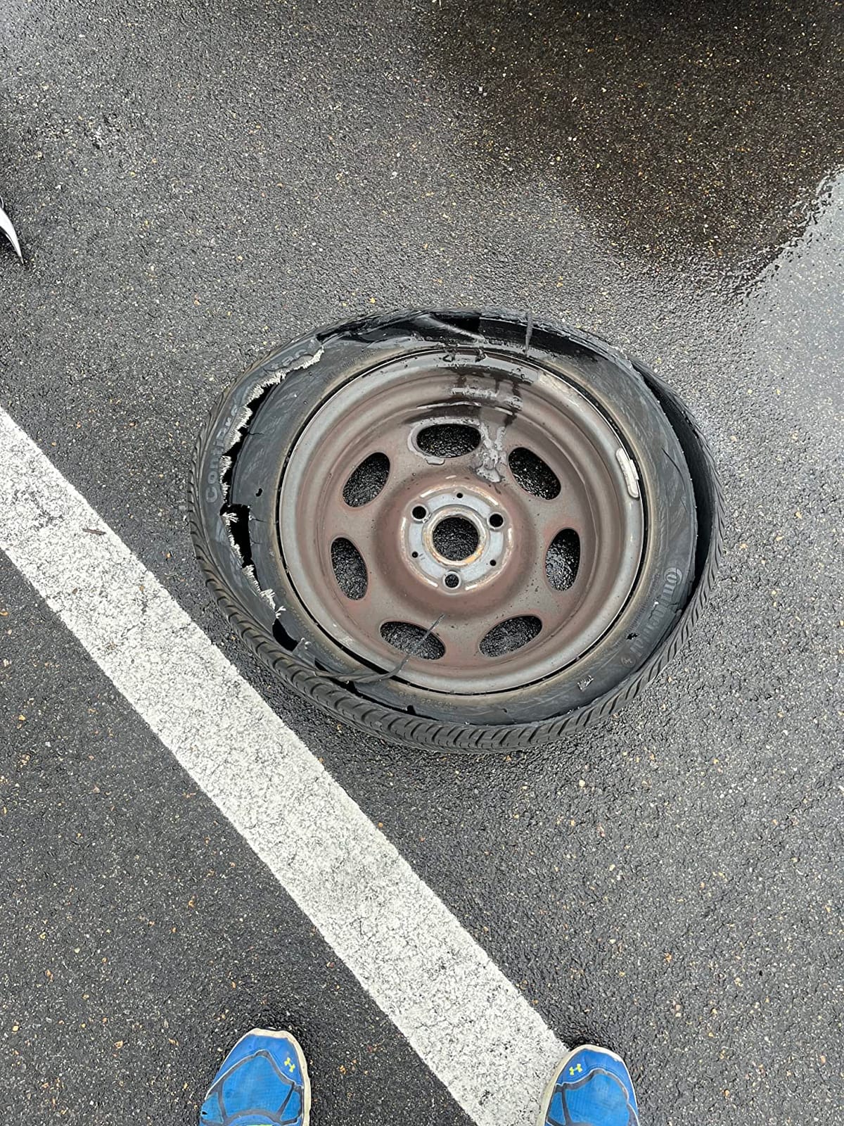 Continental ContiProContact All Season 265/35R18 97V XL Passenger Tire customer photo 2