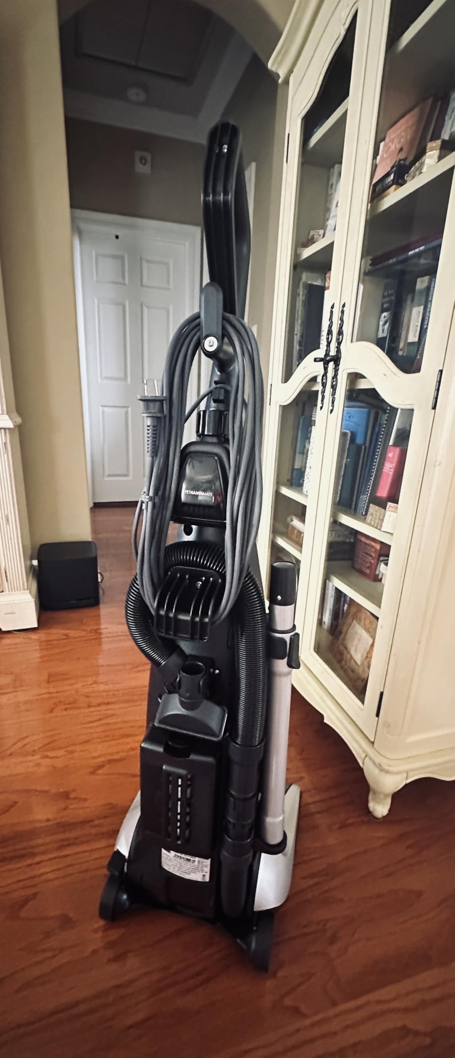 Kenmore Elite 31150 Pet Friendly Bagged Upright Beltless Vacuum w/Pet Handi-Mate, Triple HEPA, 3D Inducer Motor, Telescoping Wand, 5-Position Height Adjustment, 3 Cleaning Tools-Silver customer photo 2