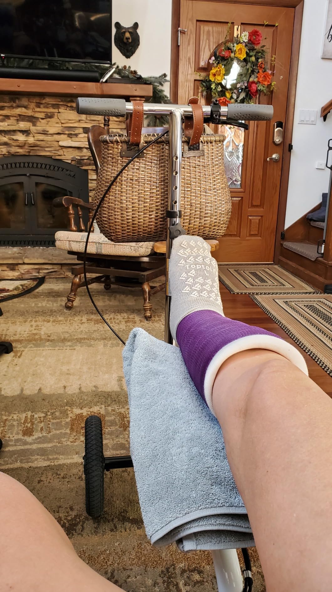 KneeRover GO Hybrid Knee Scooter for Adults, Green customer photo 1