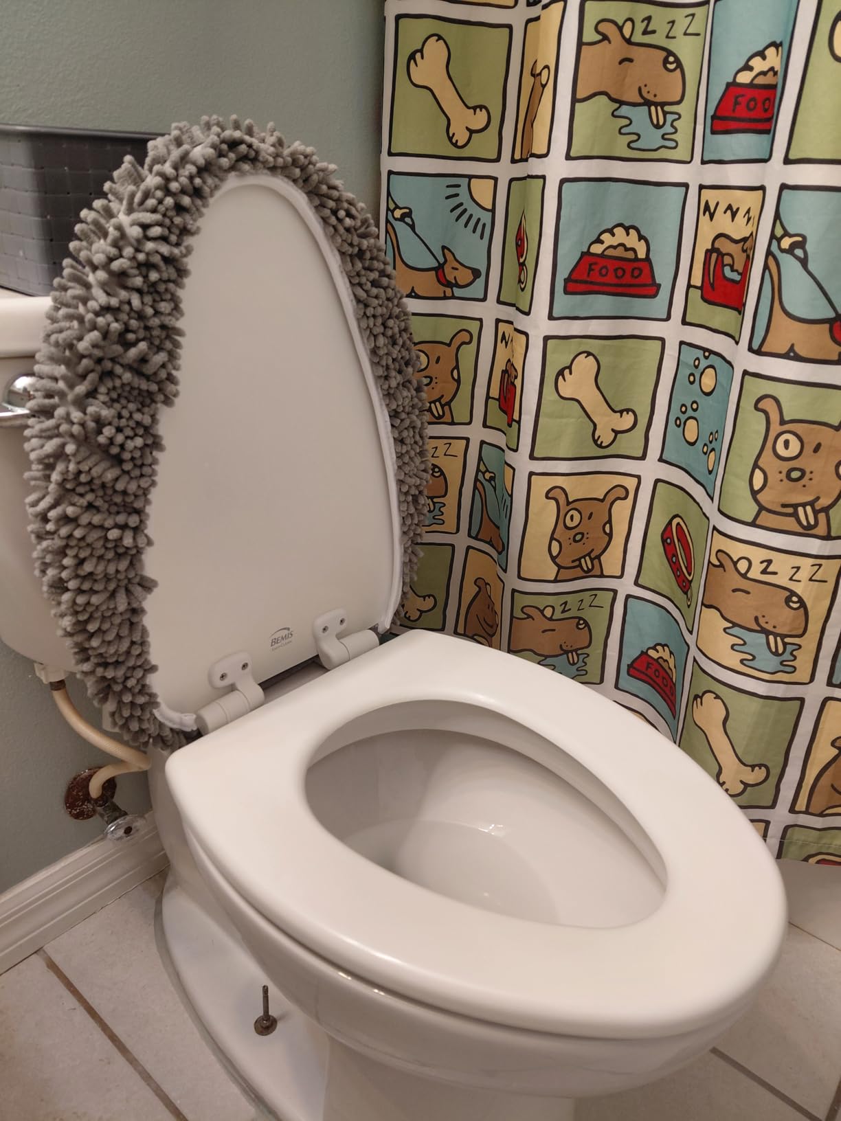 GORILLA GRIP Soft Chenille Toilet Lid Seat Cover, 19.5x18.5 Gray customer photo 1
