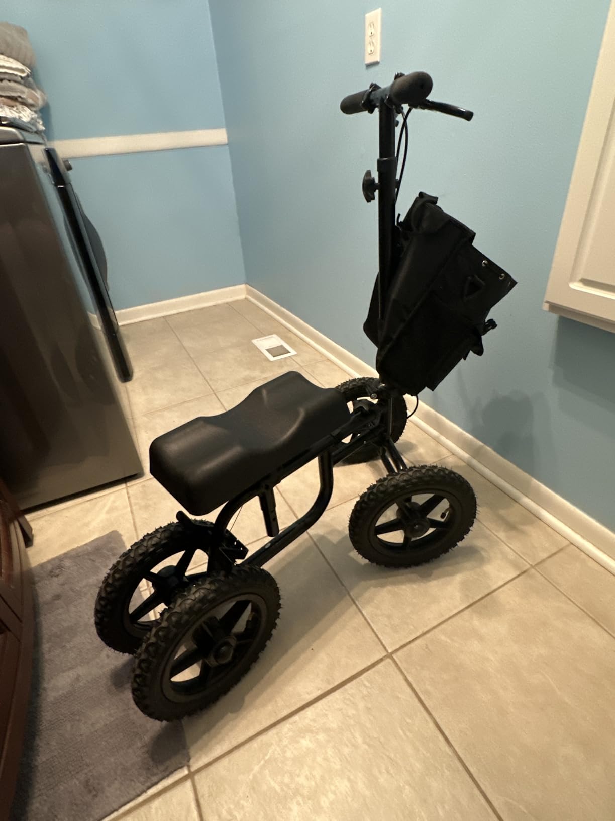 Vive Mobility All Terrain Knee Scooter Walker for Foot Injuries - Adult customer photo 1