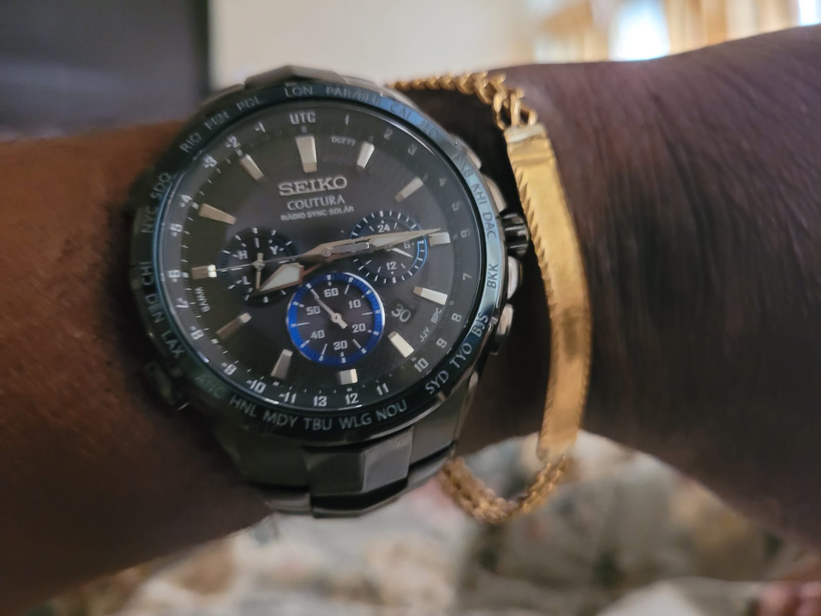 SEIKO Coutura Men's Radio Sync Solar Chronograph Watch customer photo 2