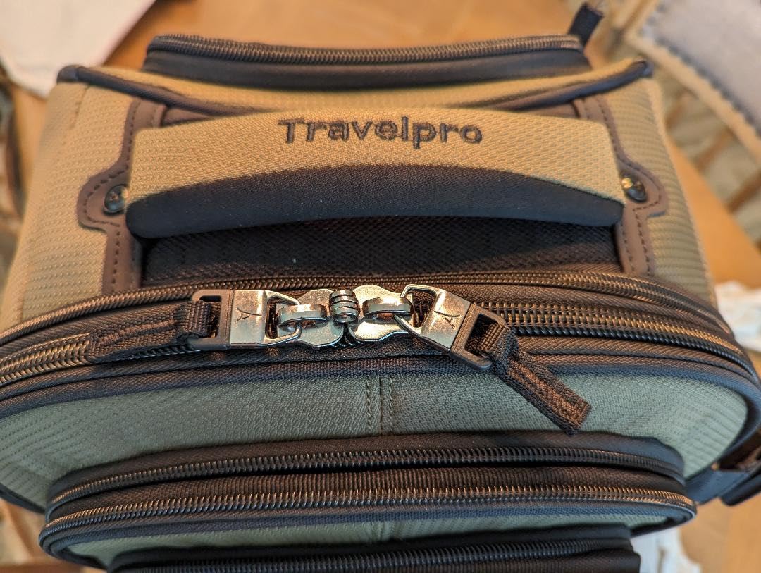 Travelpro Bold Softside Checked Rollaboard, Grey/Black, 28-Inch customer photo 2