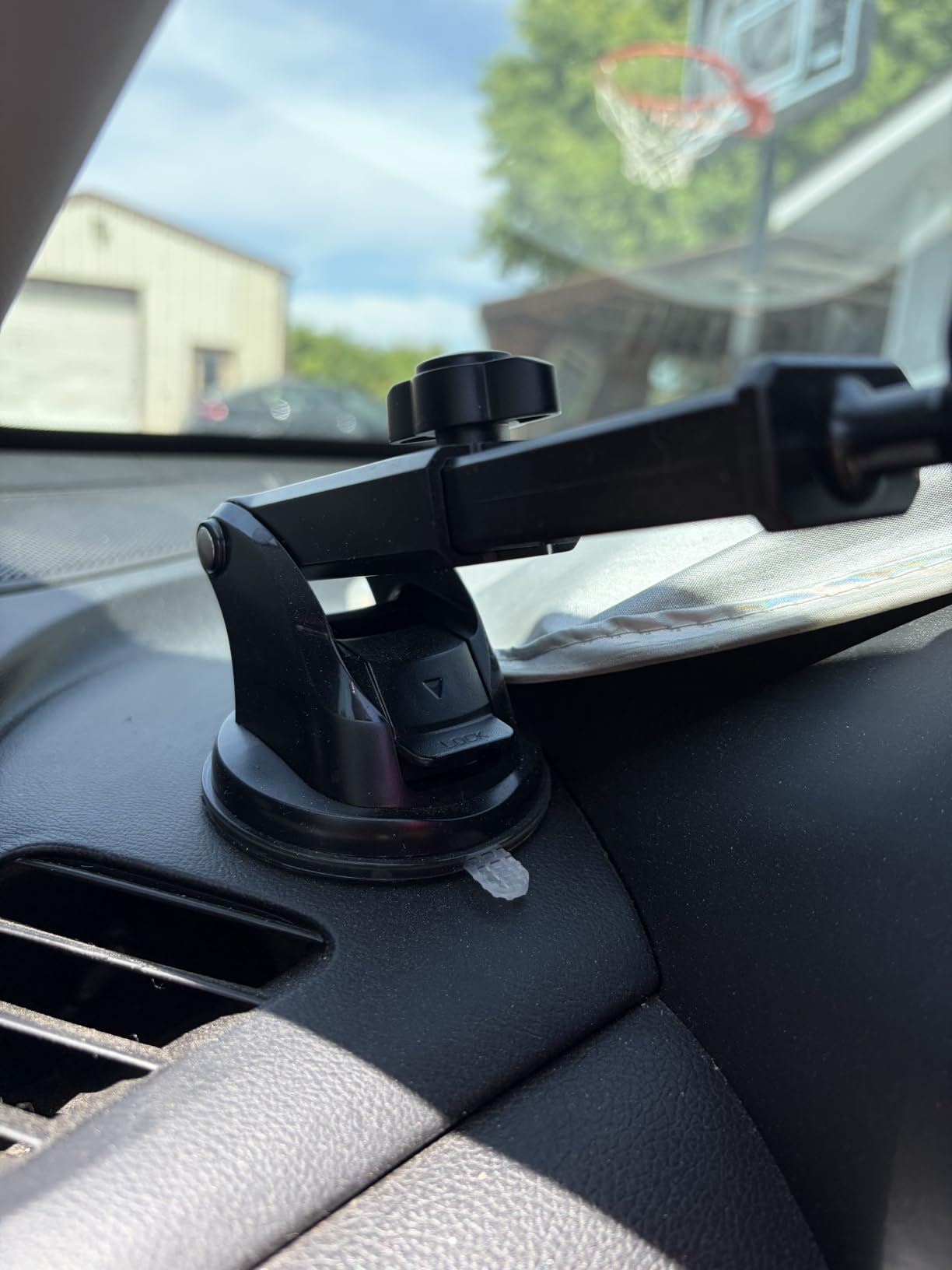 VANMASS【85+LBS Strongest Suction & Military-Grade Ultimate Car Phone Mount【Patent & Safety Certs】 Cell Phone Holder for Dash Windshield Vent for iPhone 17 Pro Max Automobile Interior Sets, Ink Black customer photo 2