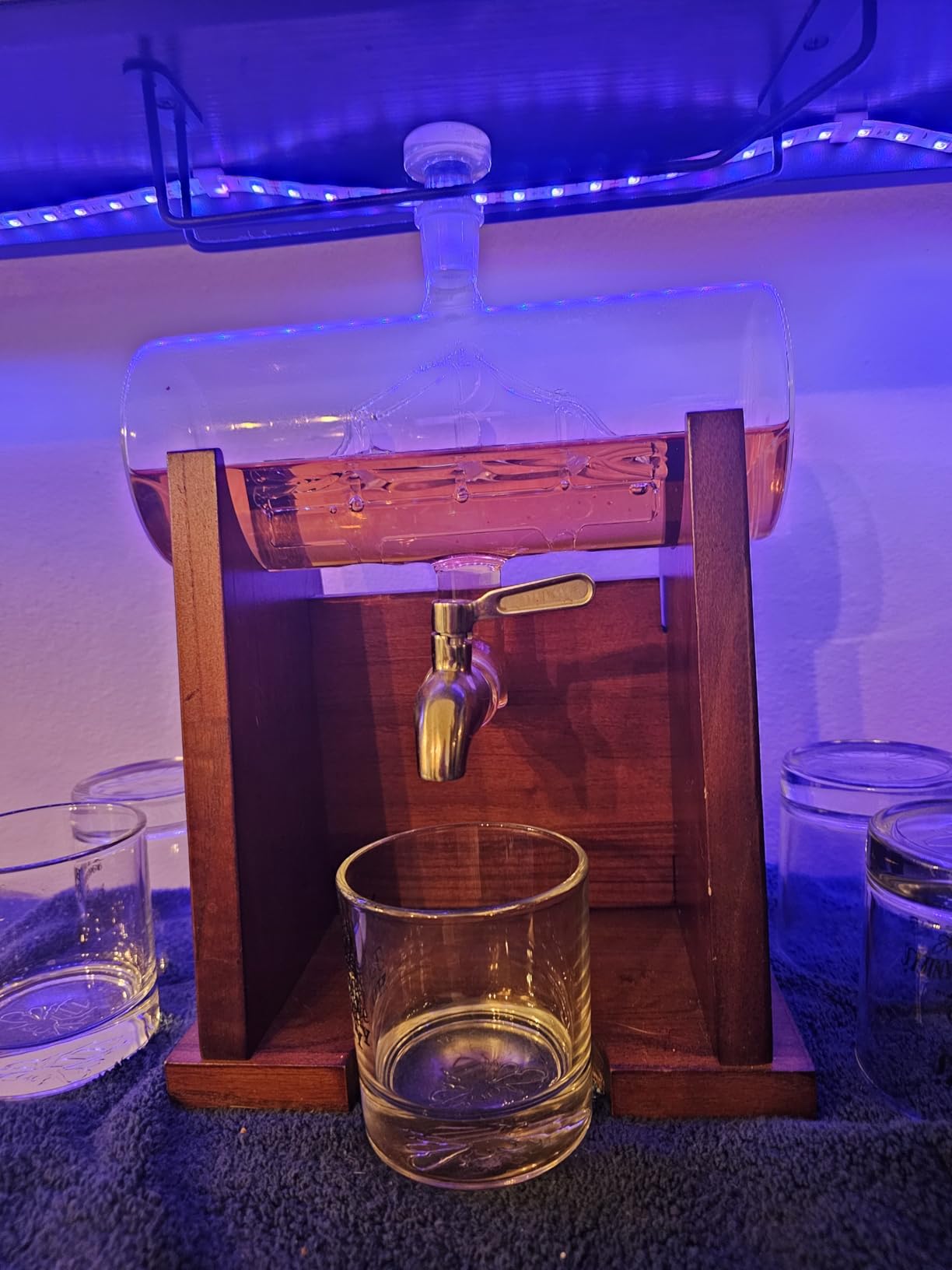 Jillmo Ship Whiskey Decanter Set for Men, 1250ml, 2 Glasses & Wooden Stand customer photo 2