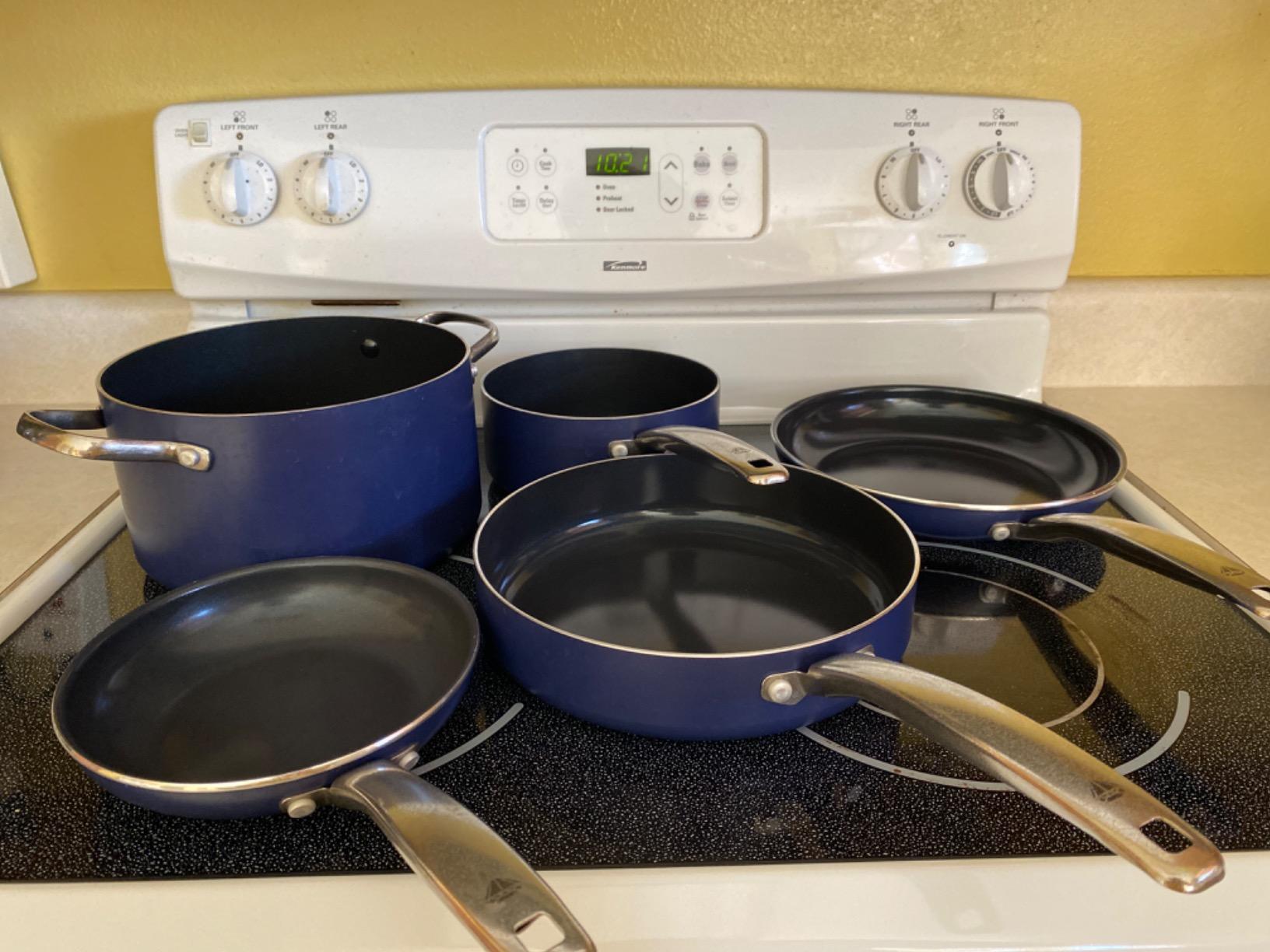 Blue Diamond 14 Piece Cookware Set, Diamond Infused PFAS & PFOA-Free Ceramic Nonstick Pots and Pans, Durable, Non Toxic, Metal Utensil Safe & Scratch Resistant, Dishwasher & Oven Safe, Blue customer photo 2